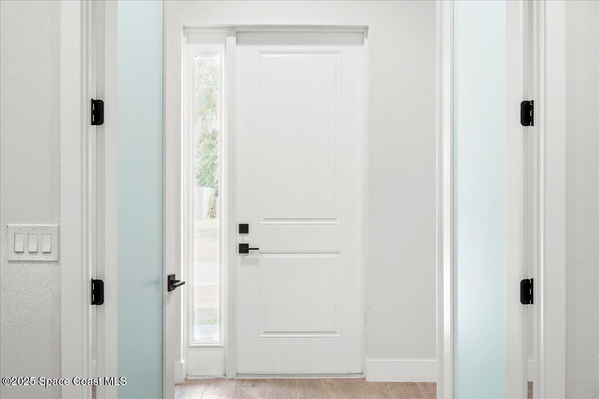 998 Wacona Street SE