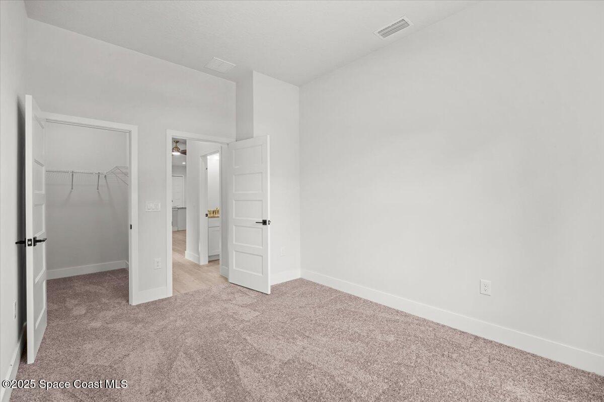 998 Wacona Street SE