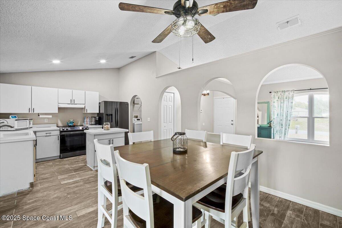 1918 Pirate Avenue SE