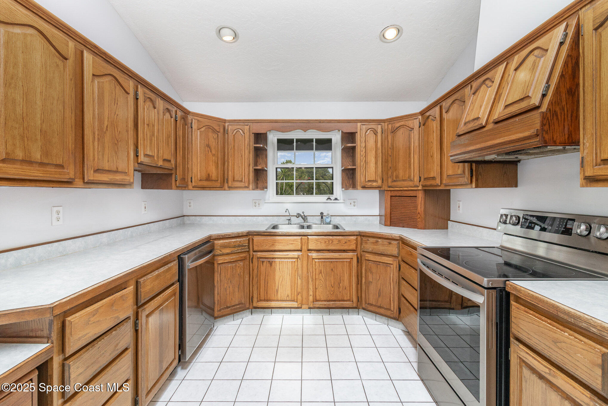 6147 Brabrook Avenue, Grant-Valkaria