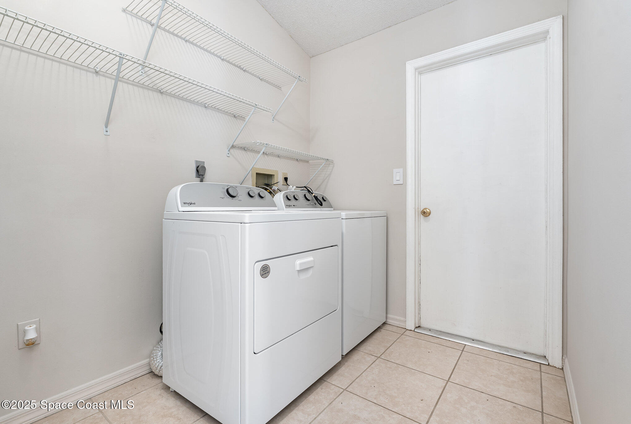 1380 Lamplighter Drive NW