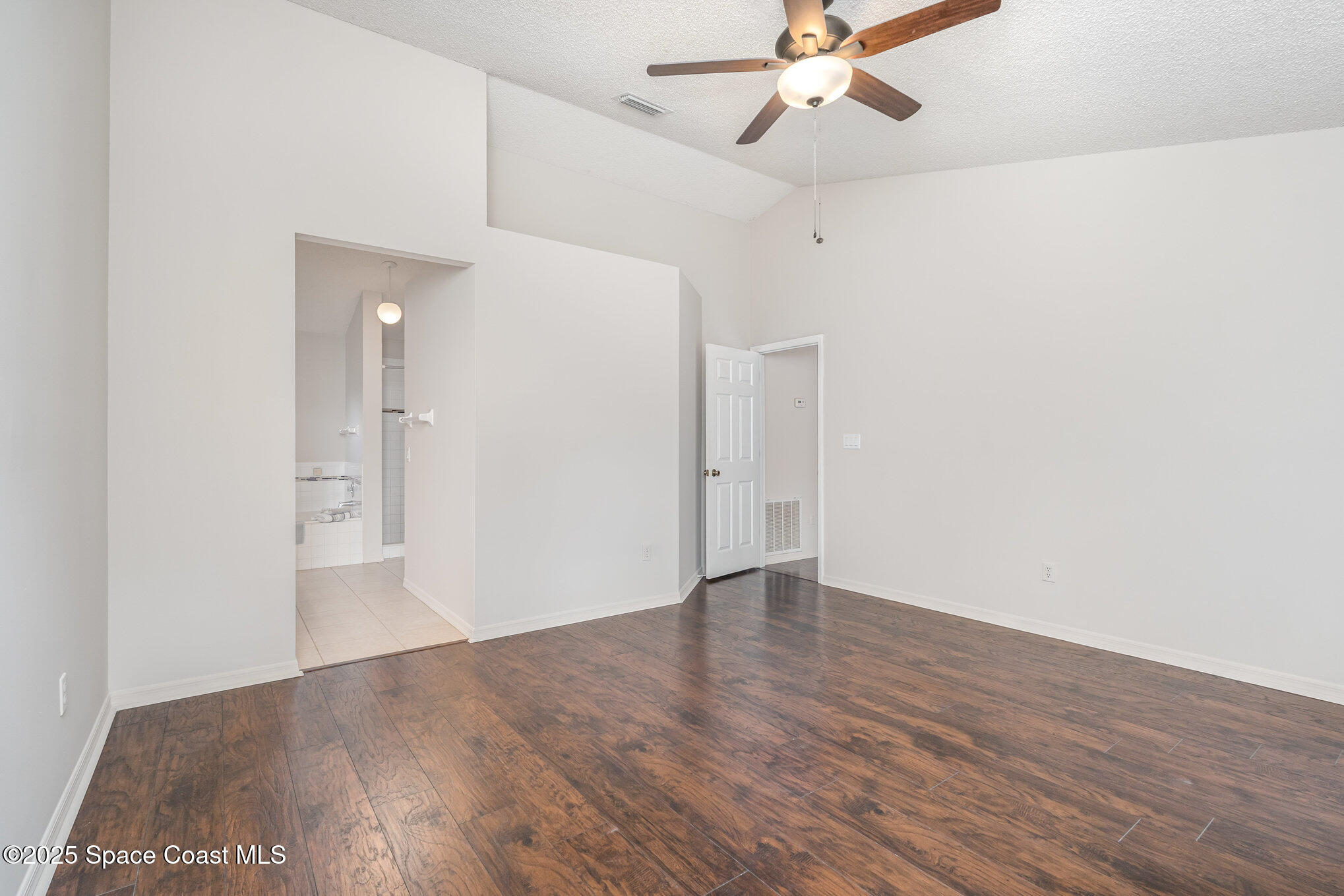 1380 Lamplighter Drive NW