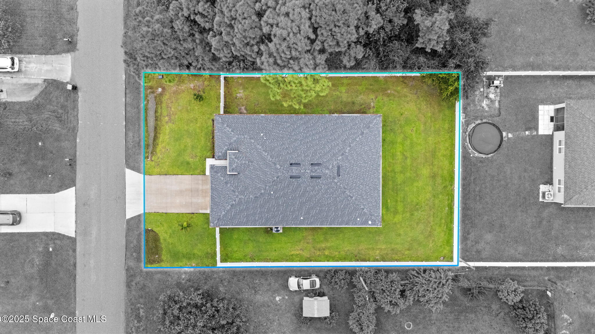 893 Altura Avenue SE