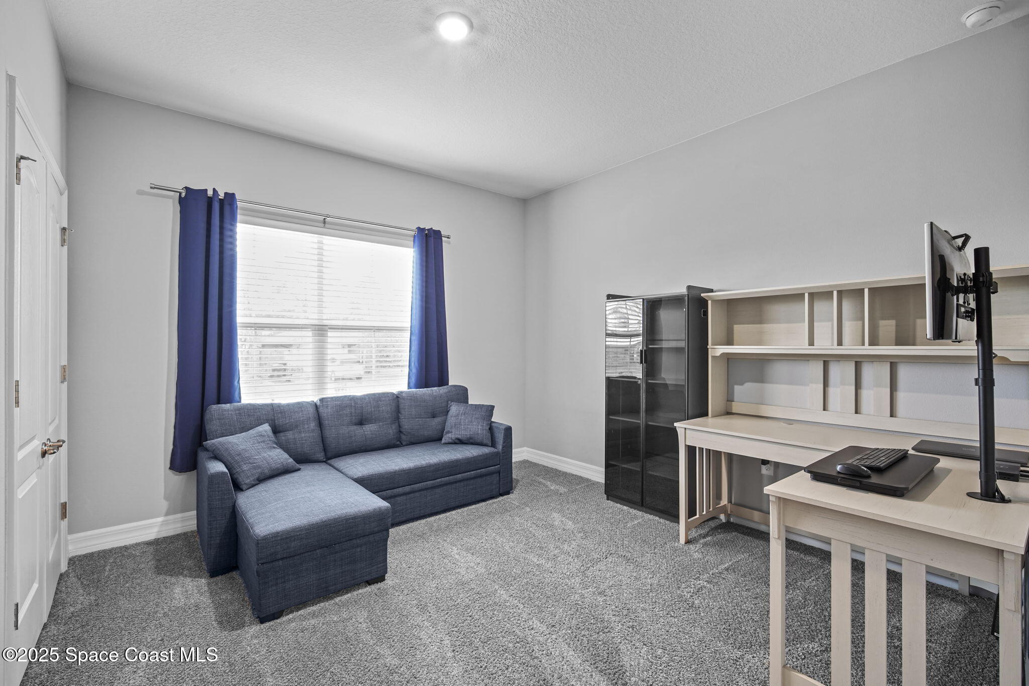 893 Altura Avenue SE