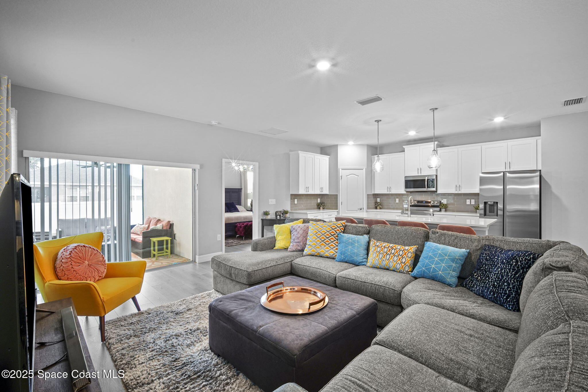 893 Altura Avenue SE