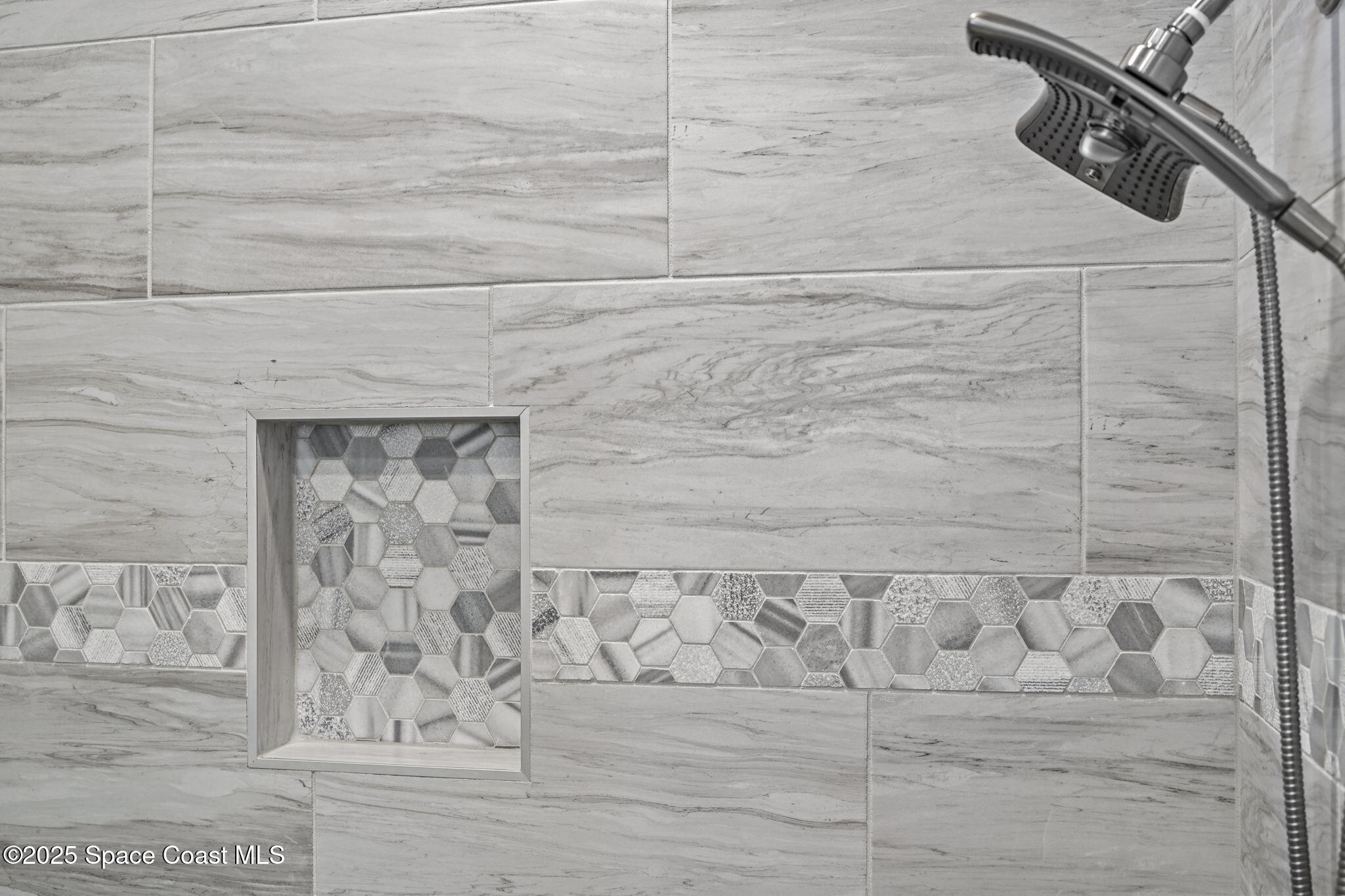 893 Altura Avenue SE