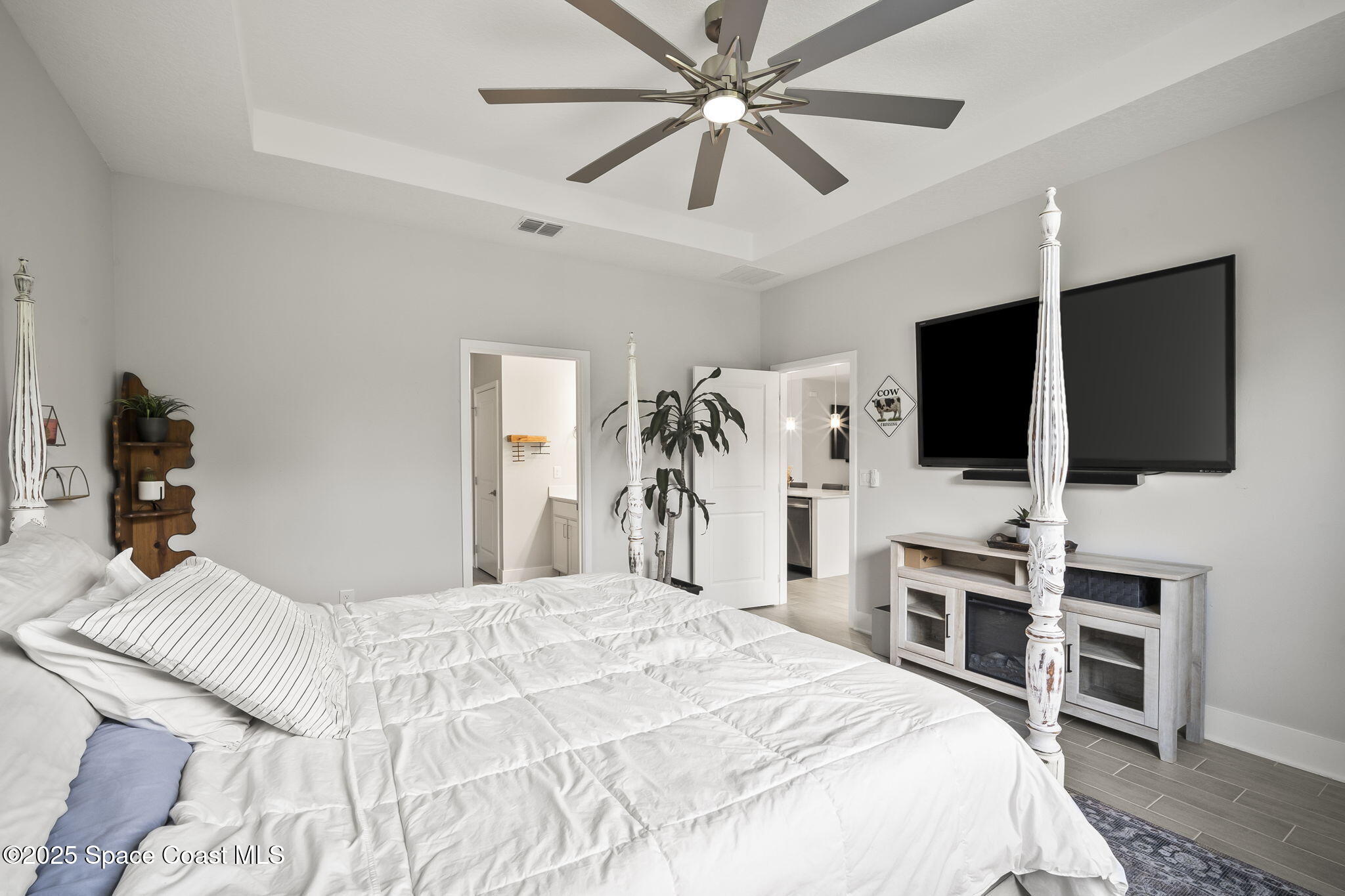 1849 Bermuda Court NW