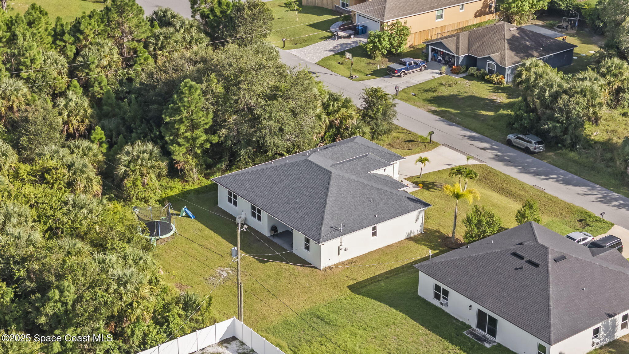 1849 Bermuda Court NW