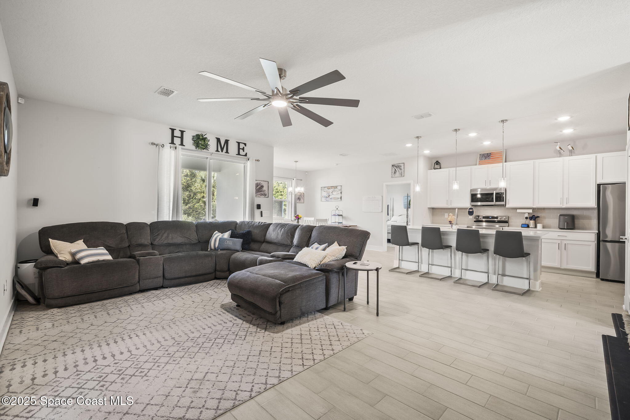 1849 Bermuda Court NW