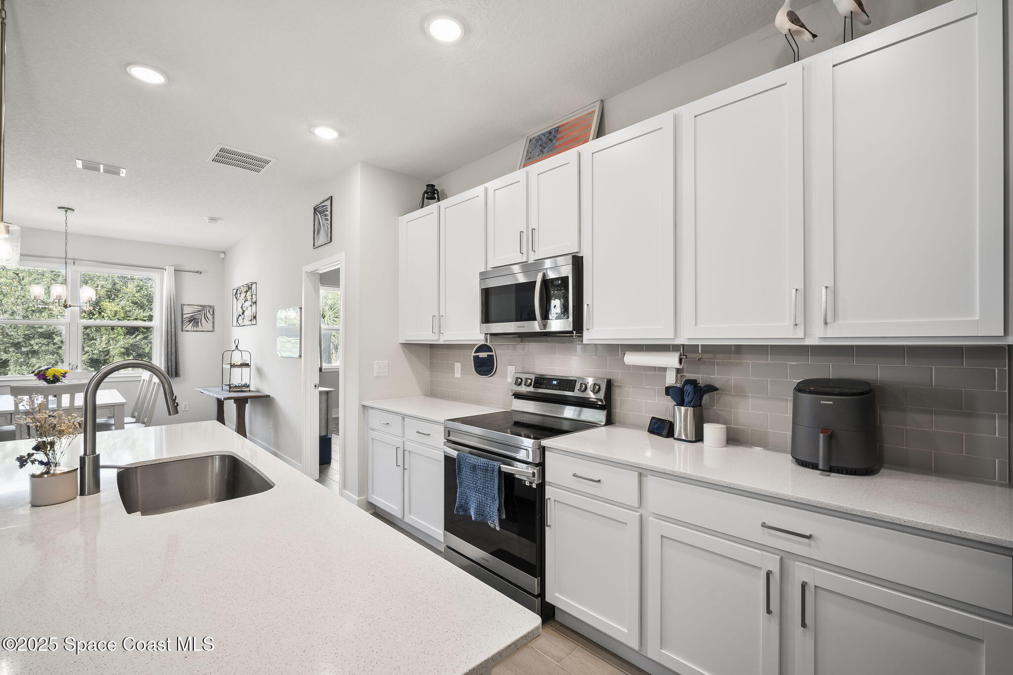 1849 Bermuda Court NW