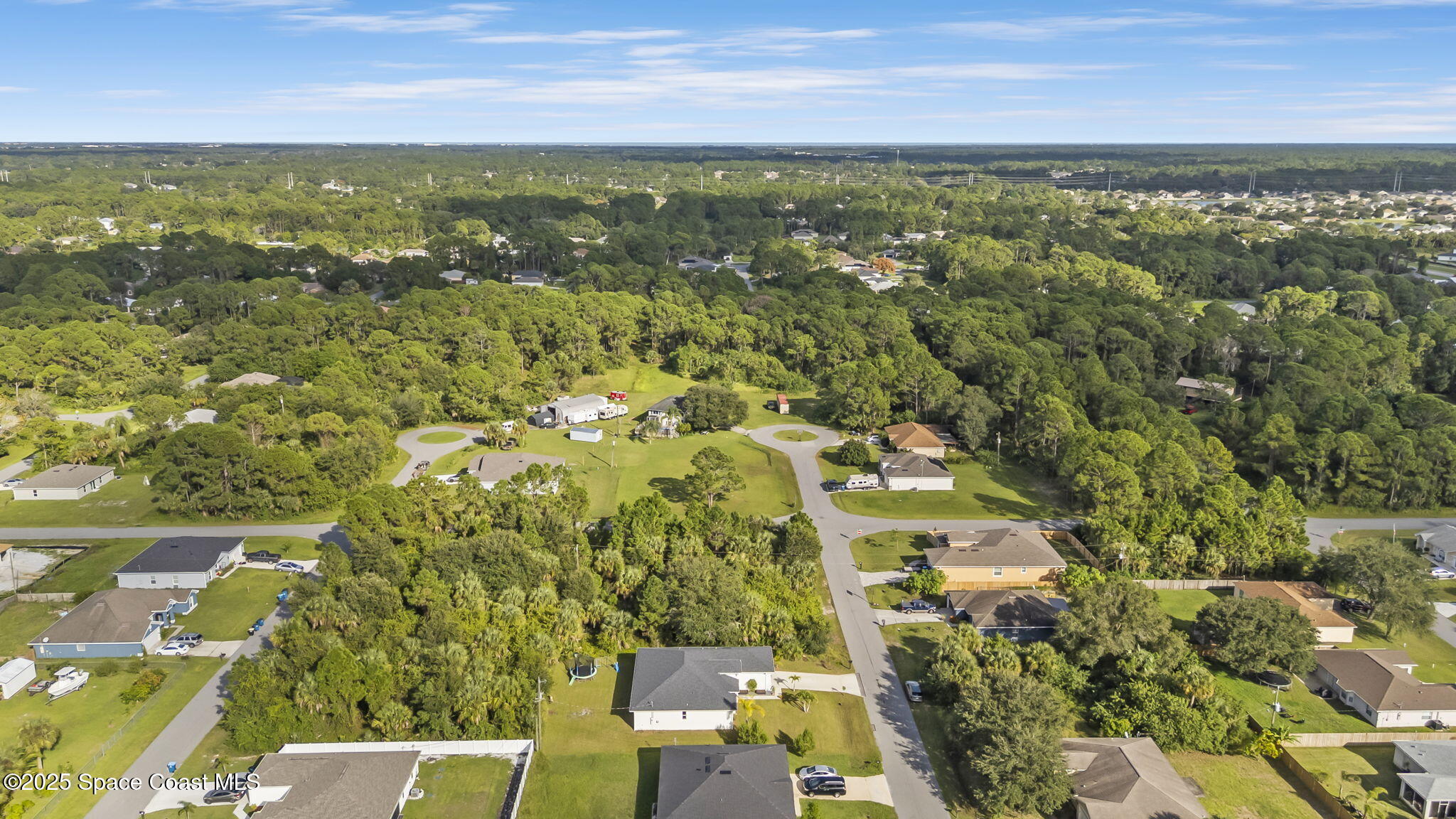 1849 Bermuda Court NW