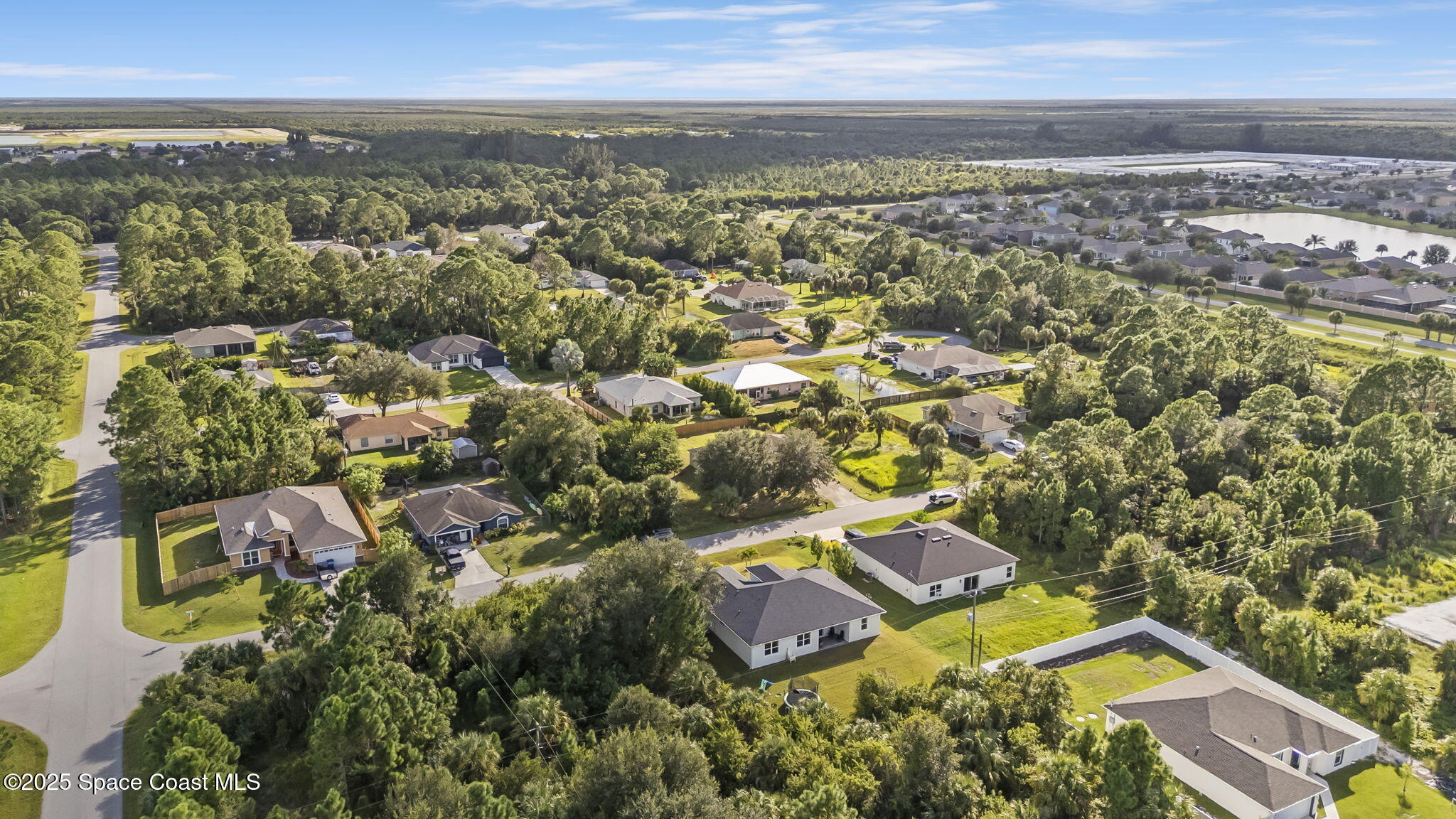 1849 Bermuda Court NW