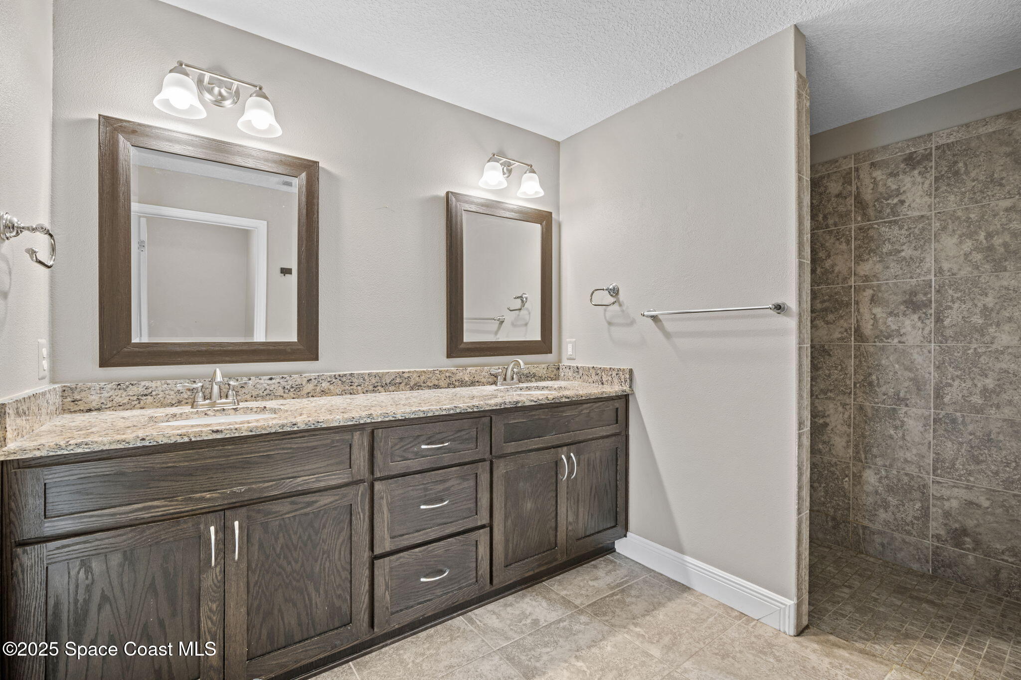 510 Cody Allen Court, St. Cloud