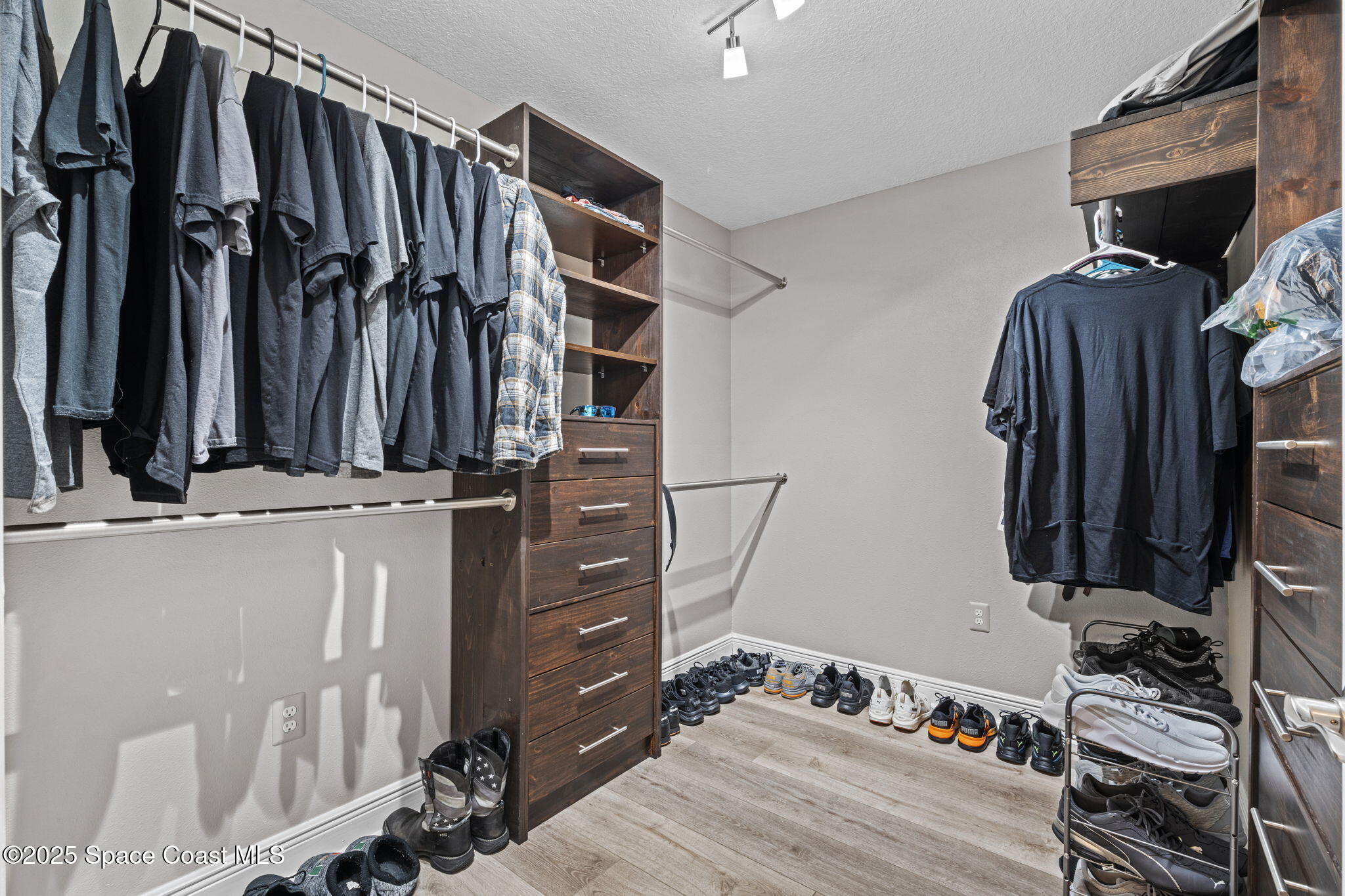 510 Cody Allen Court, St. Cloud