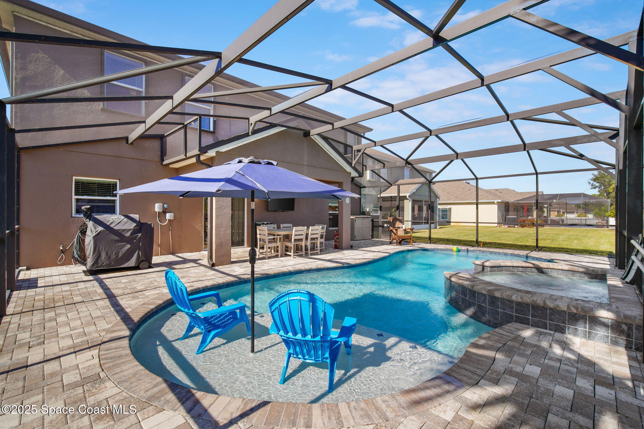 2028 Snapdragon Drive NW