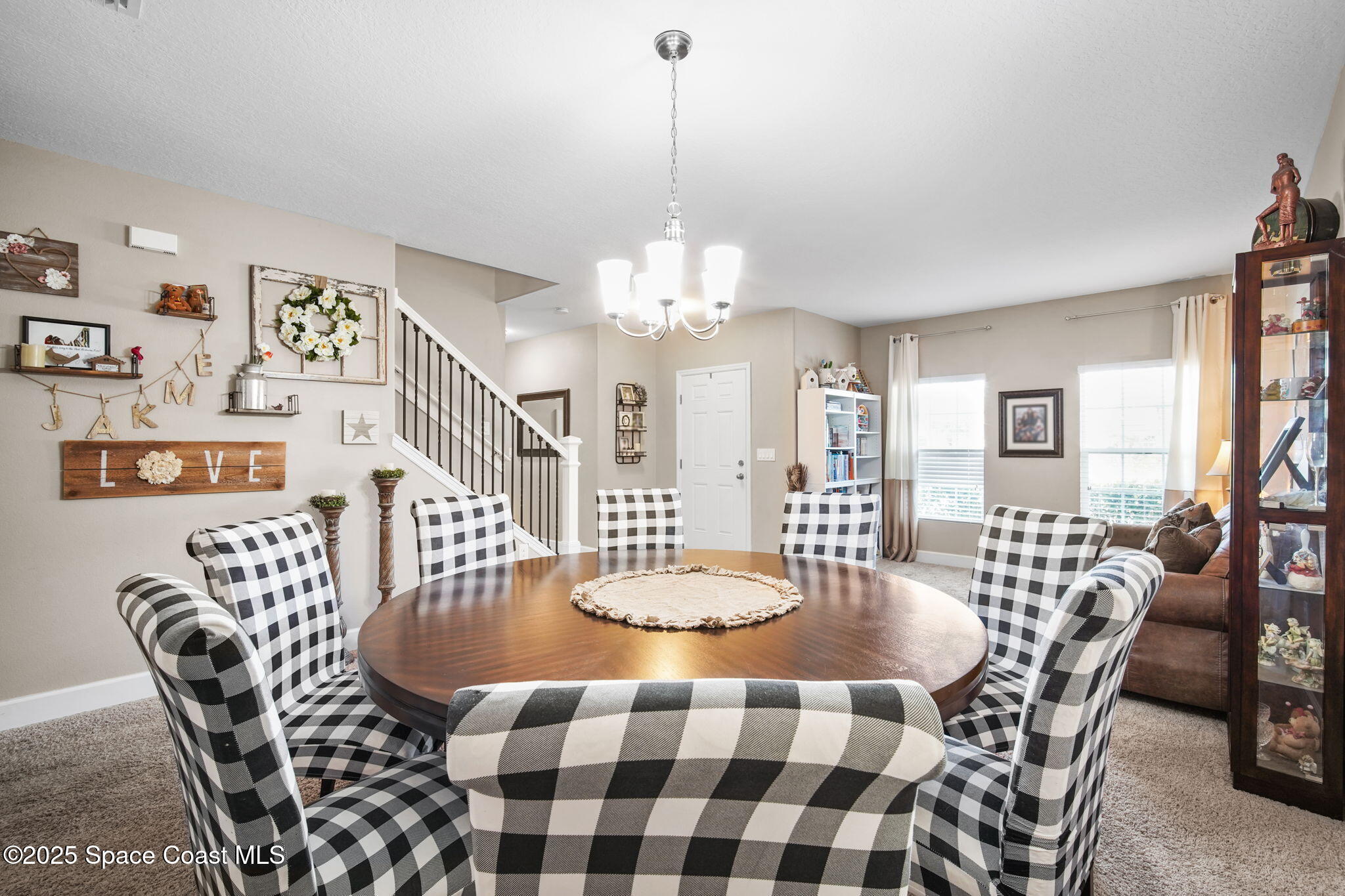 2028 Snapdragon Drive NW