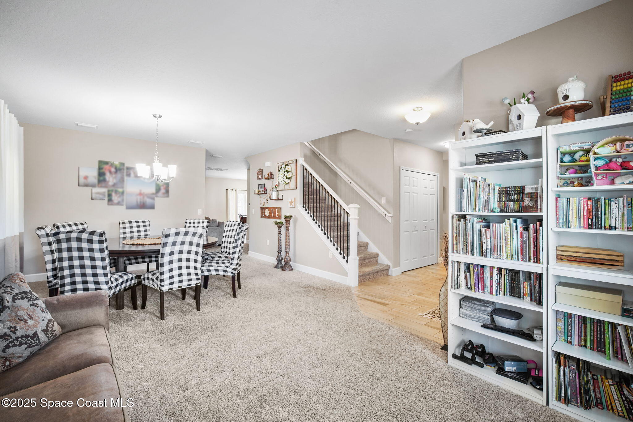 2028 Snapdragon Drive NW