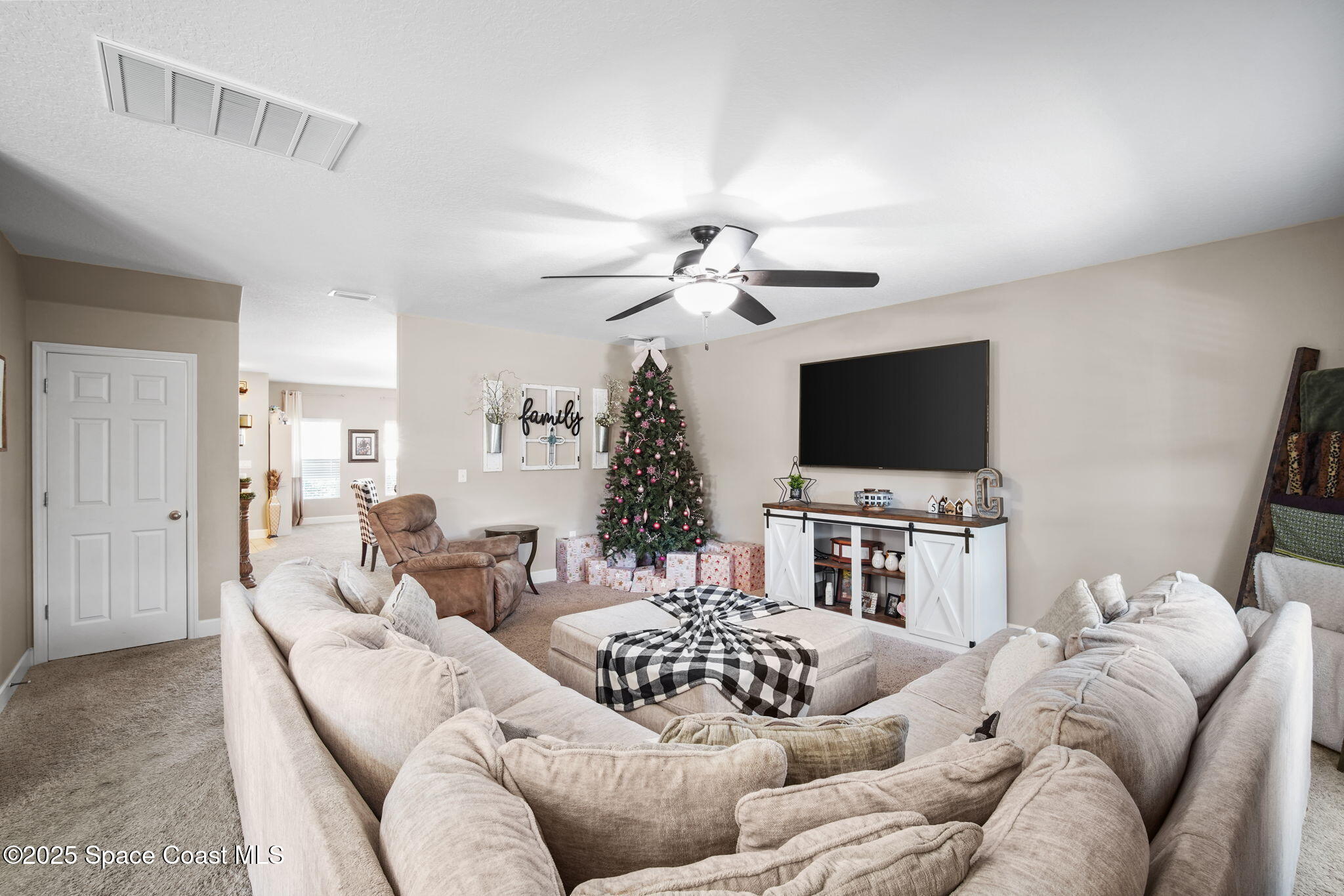 2028 Snapdragon Drive NW