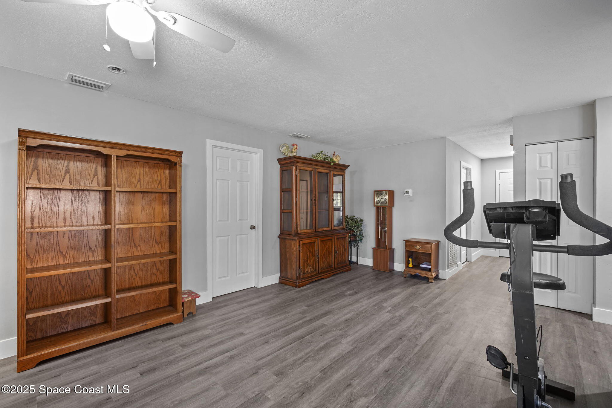 284 Emerson Drive NW