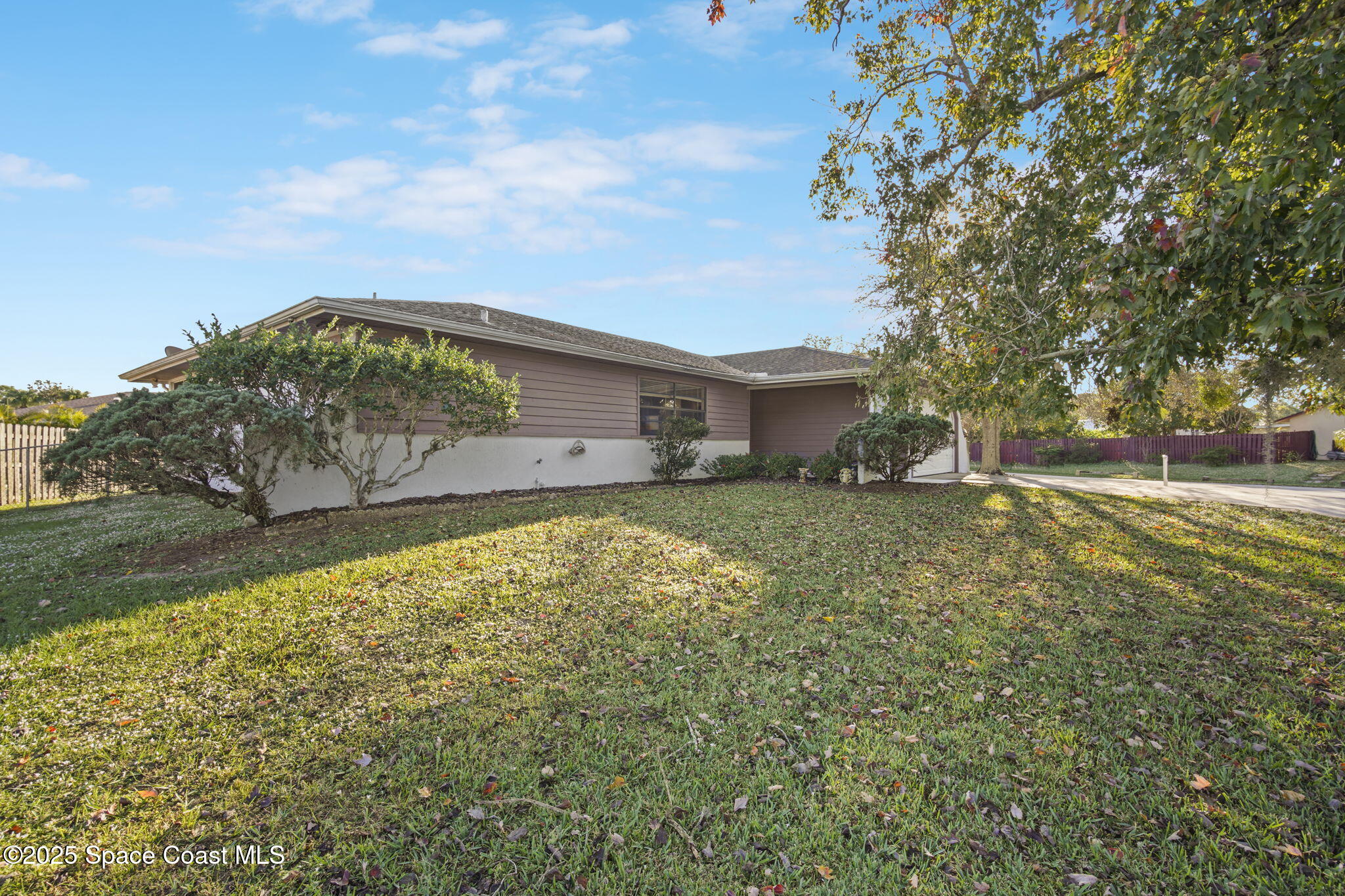 284 Emerson Drive NW