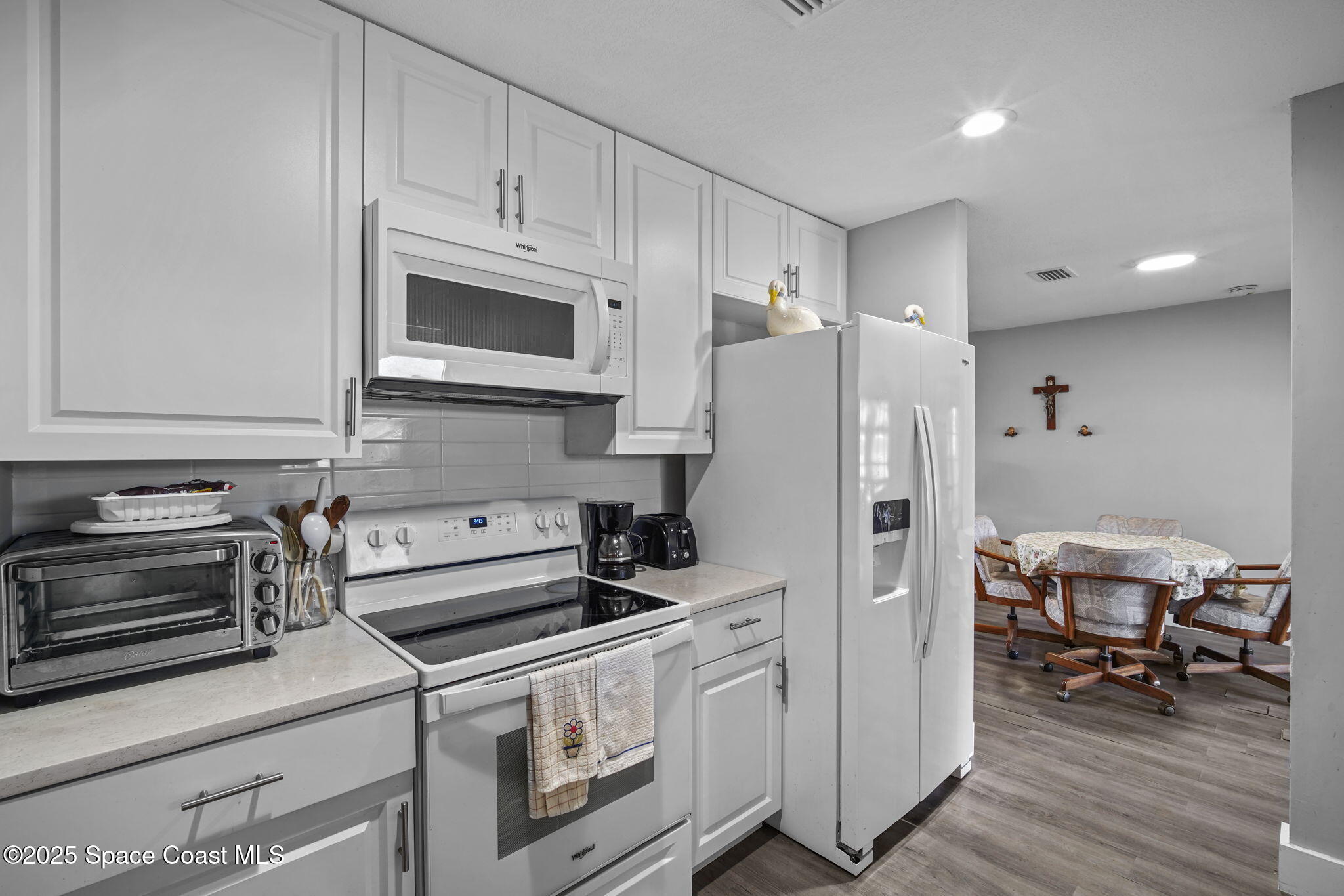 284 Emerson Drive NW