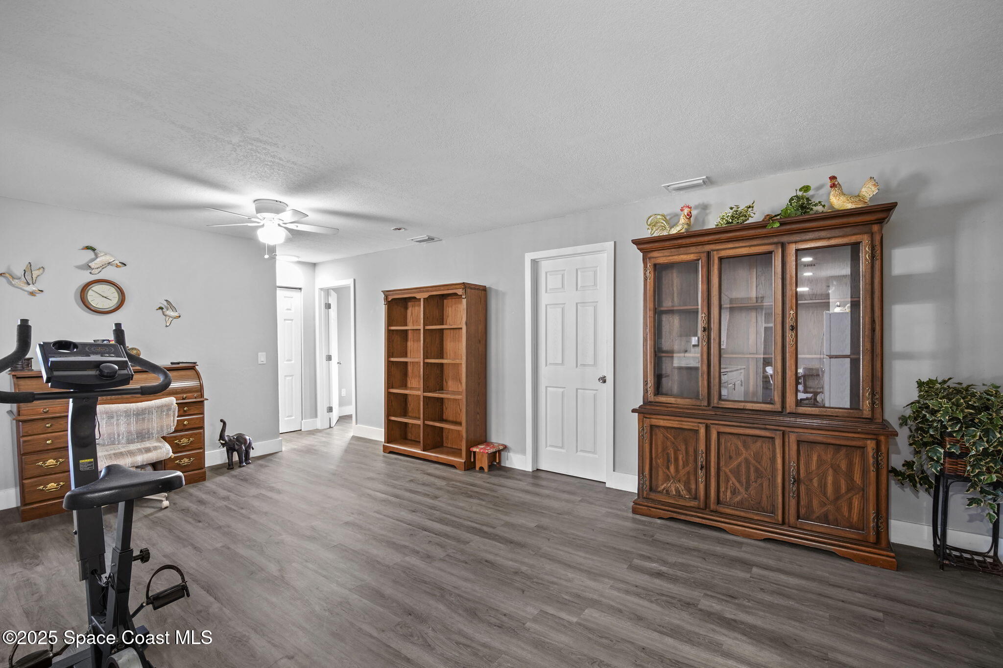 284 Emerson Drive NW