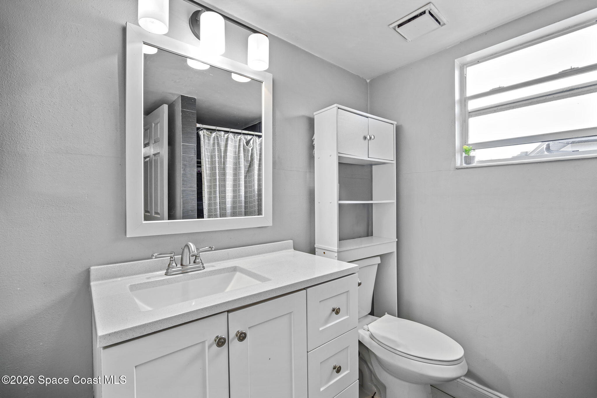 1212 Ashboro Circle SE