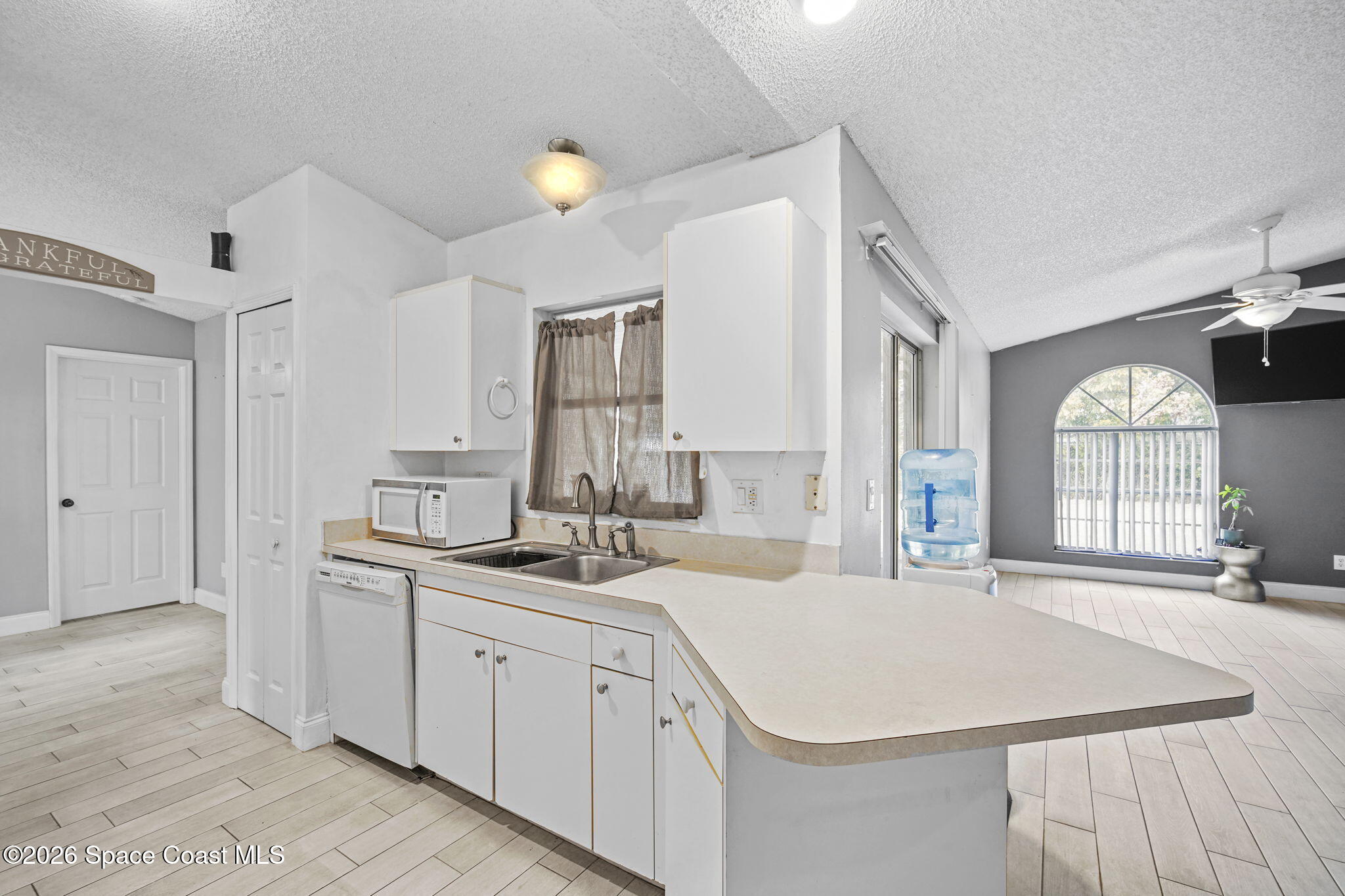 1212 Ashboro Circle SE