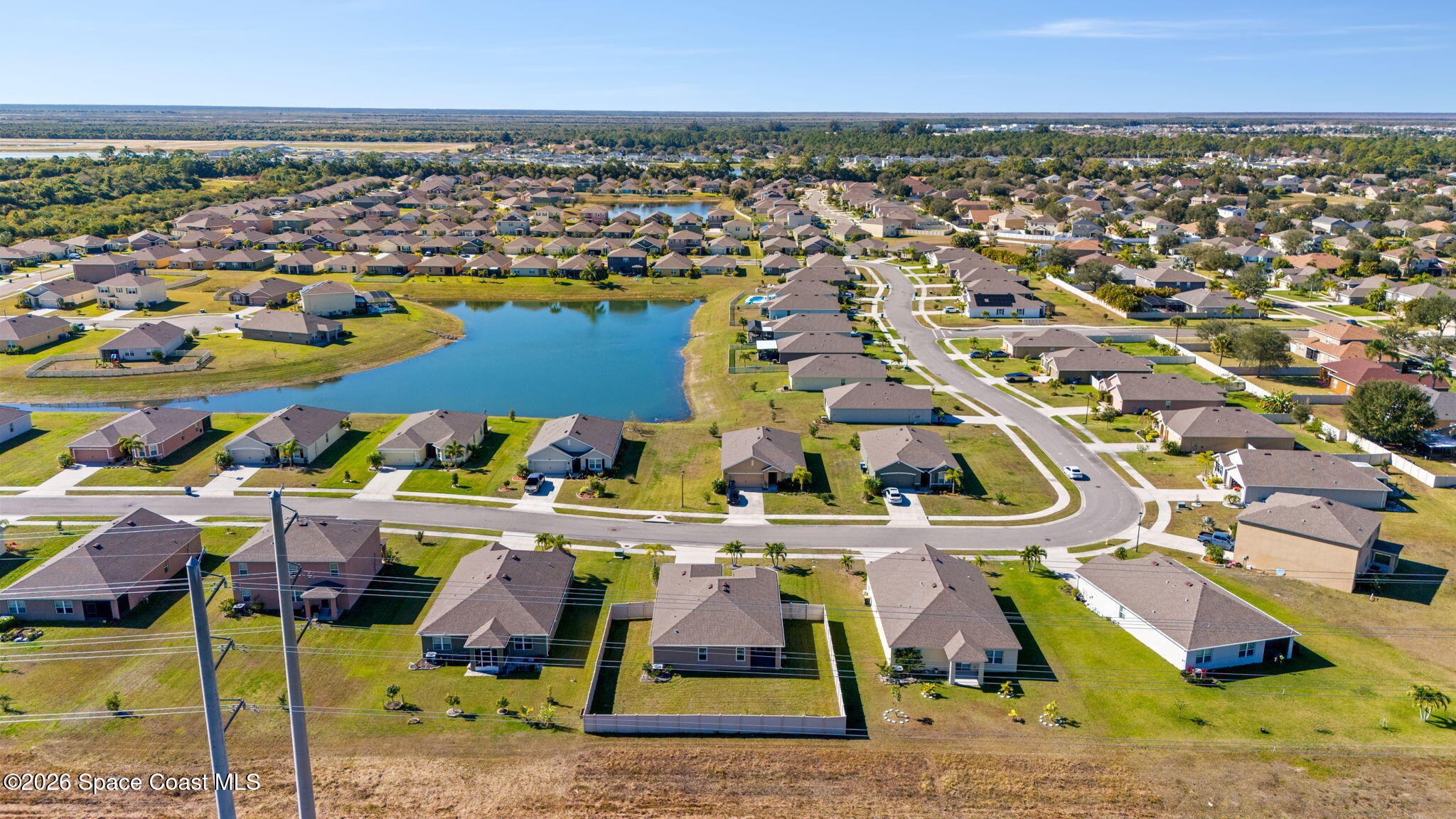 389 Guinevere Drive SW