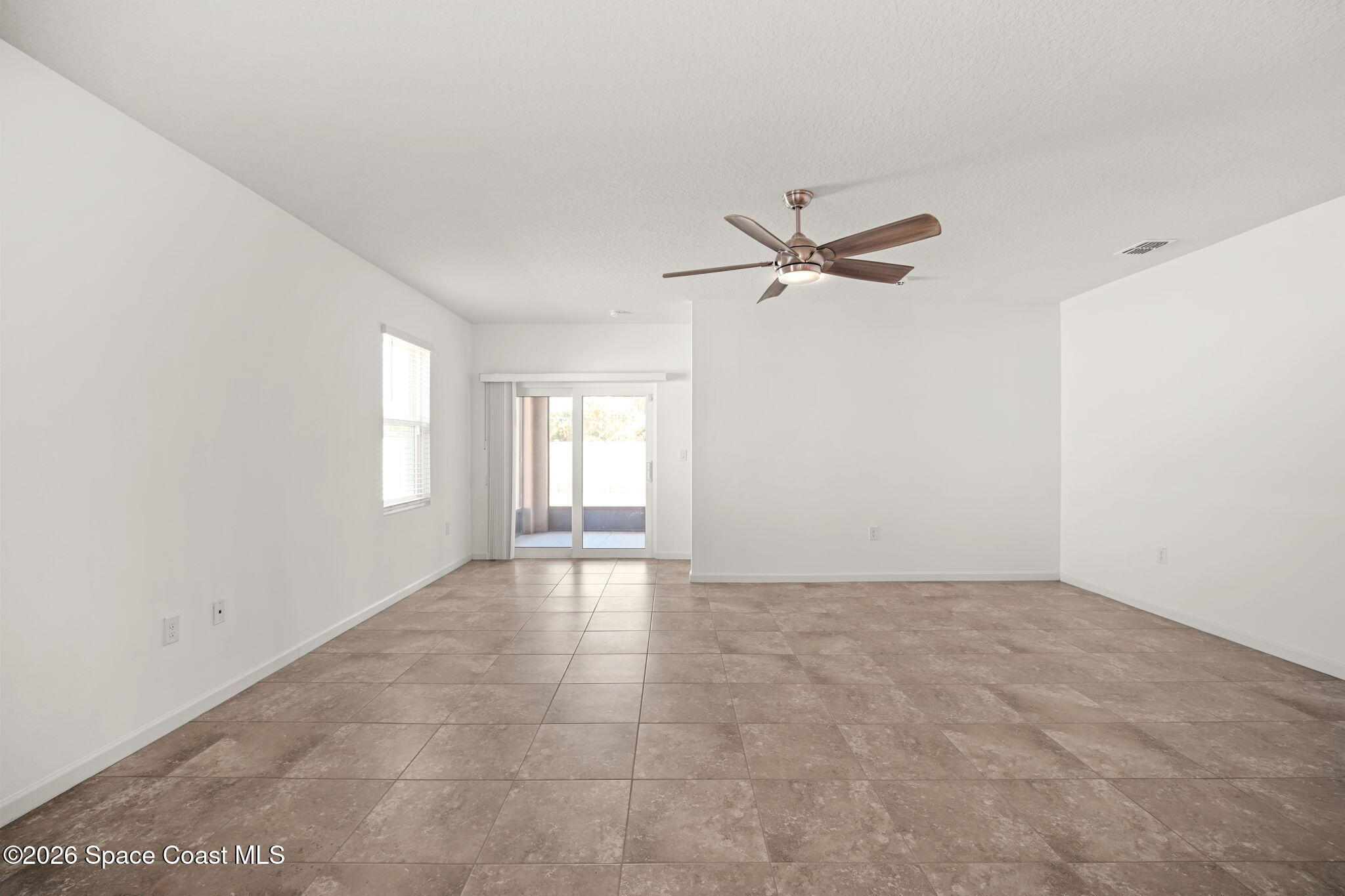 389 Guinevere Drive SW