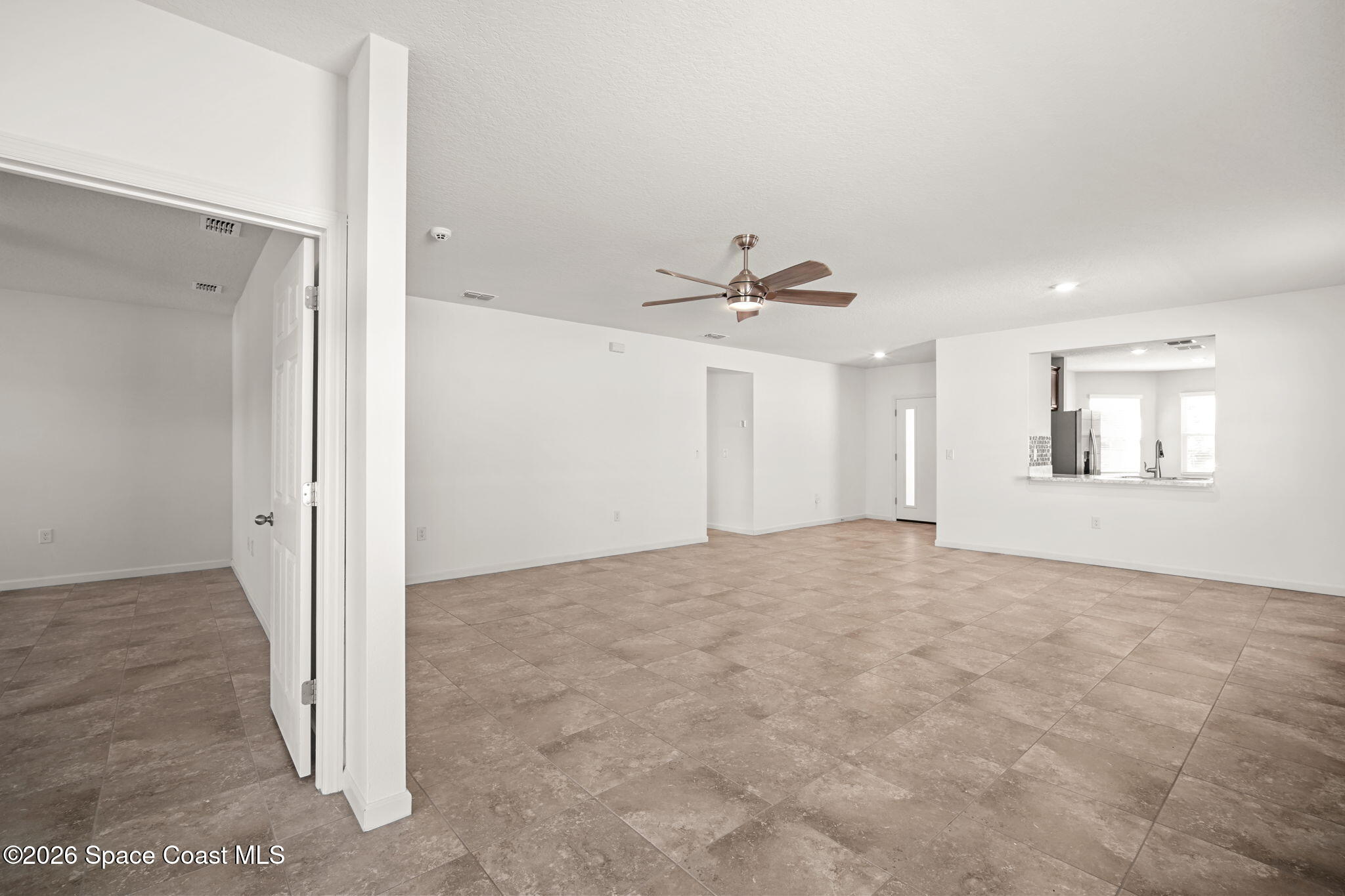 389 Guinevere Drive SW