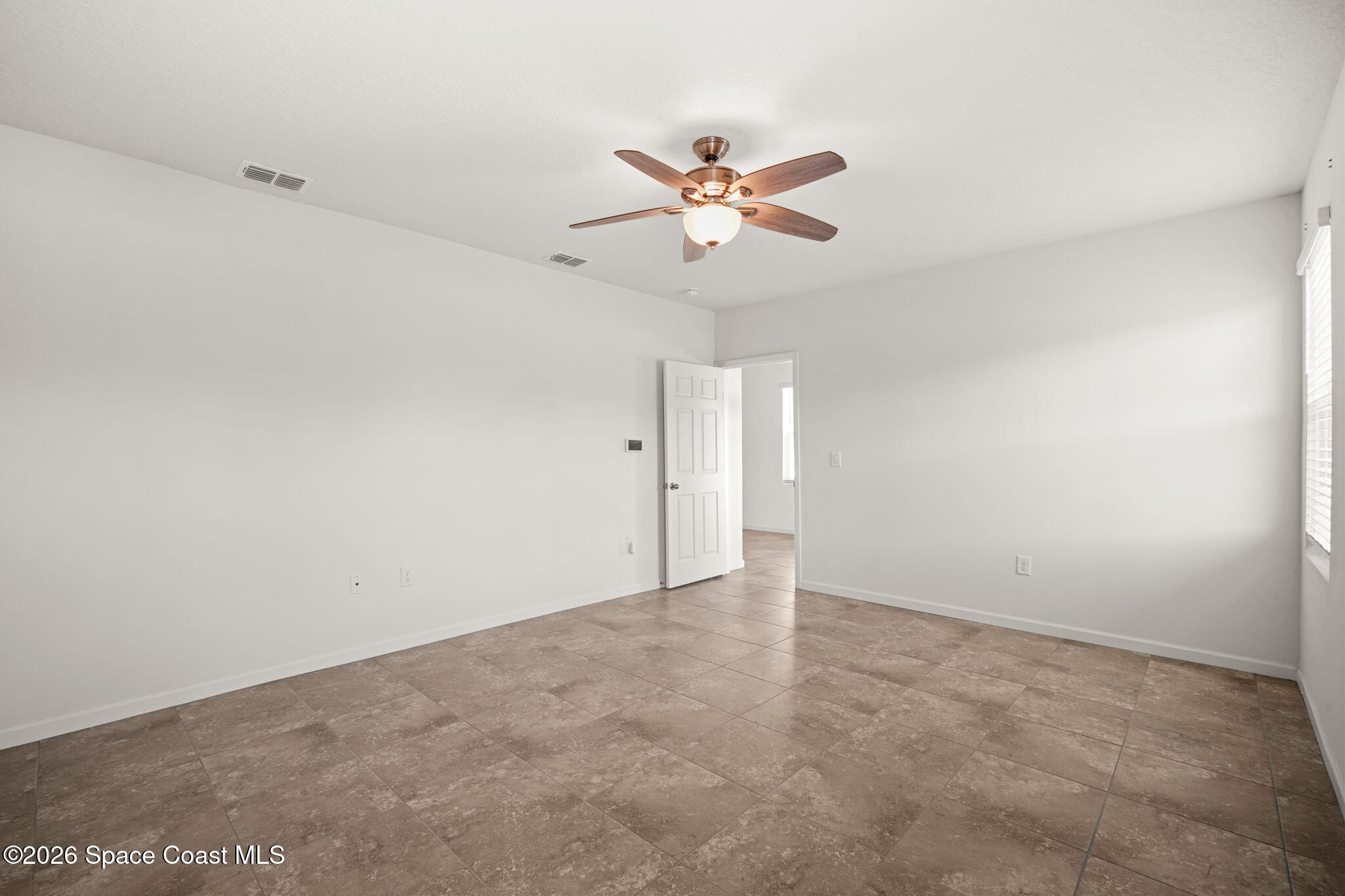 389 Guinevere Drive SW