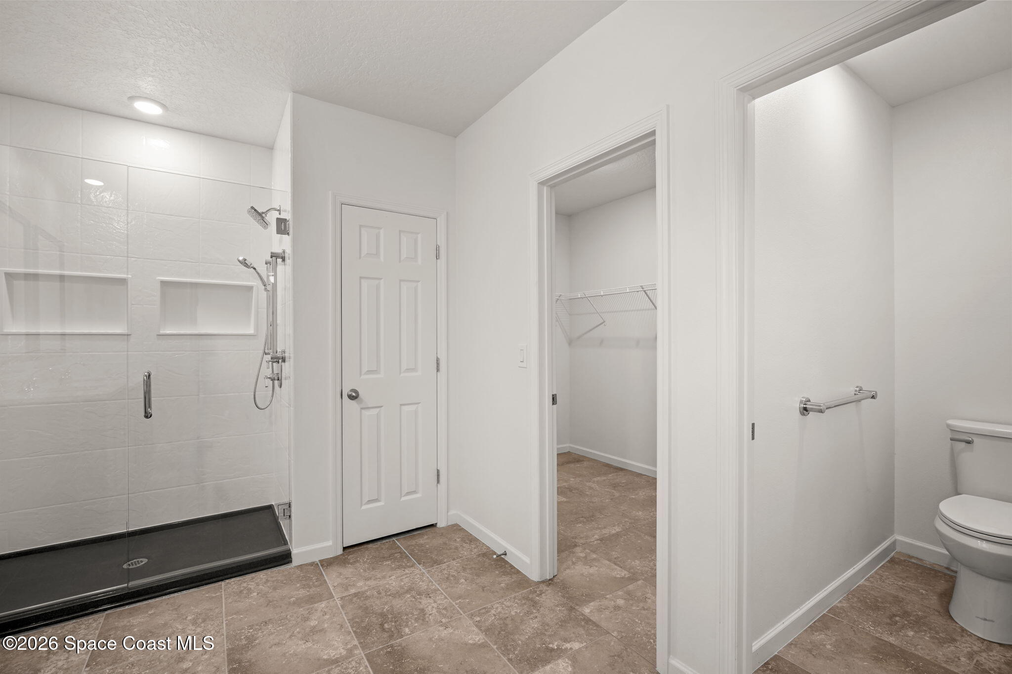 389 Guinevere Drive SW