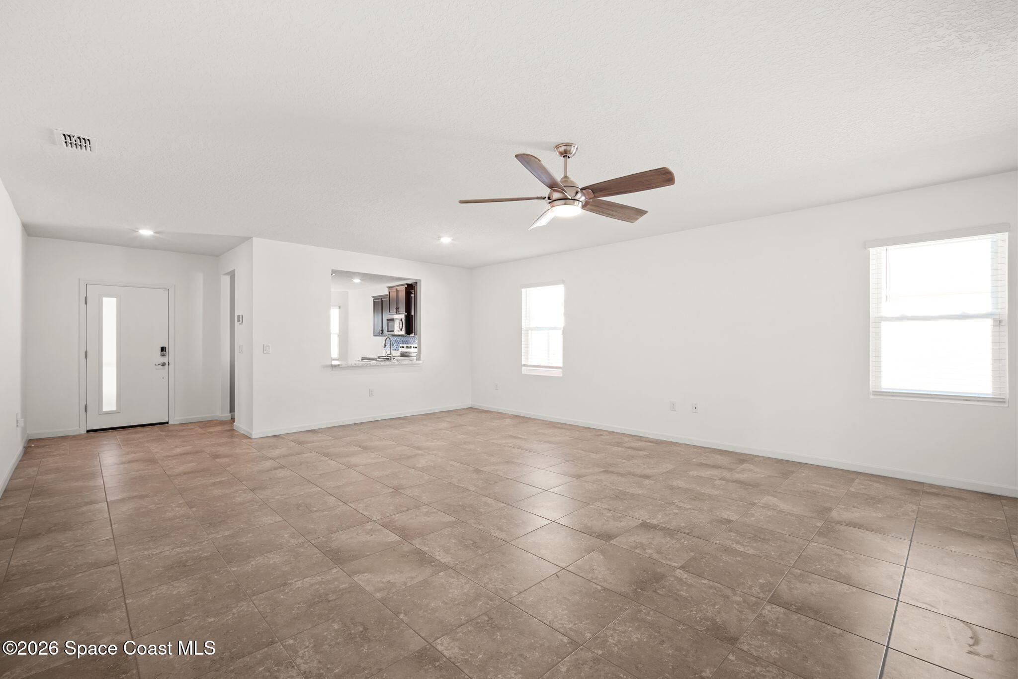 389 Guinevere Drive SW