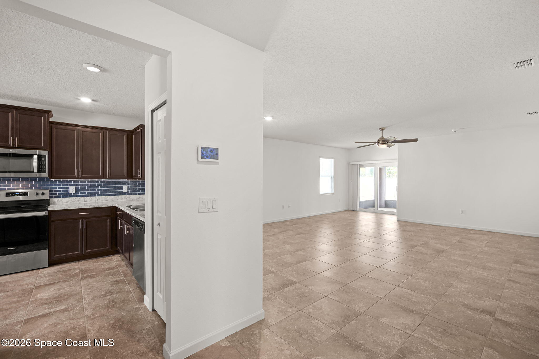 389 Guinevere Drive SW