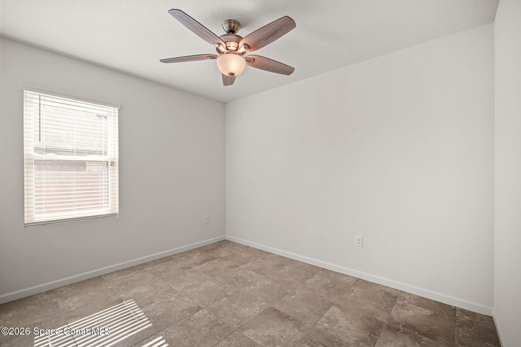 389 Guinevere Drive SW