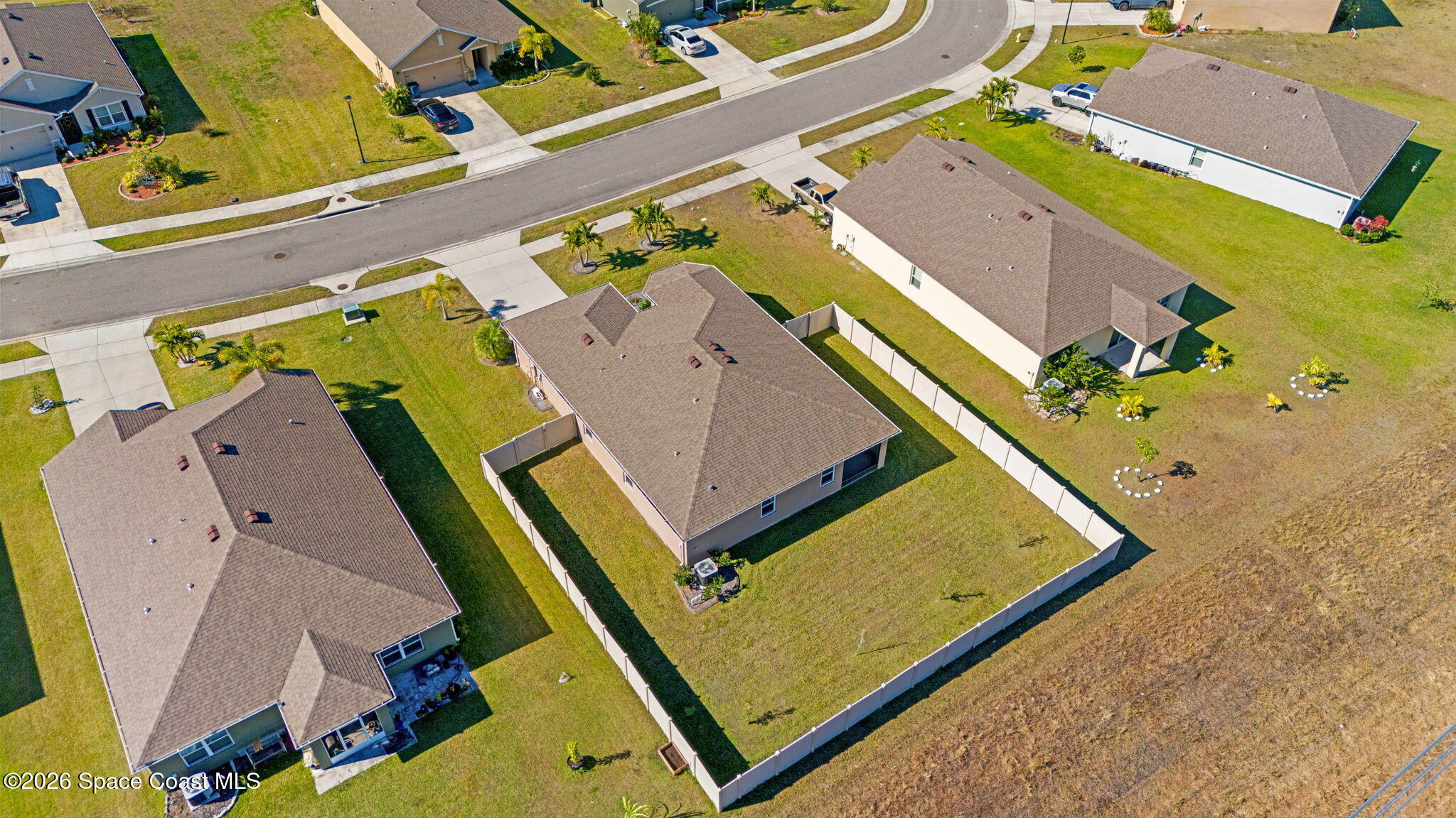 389 Guinevere Drive SW