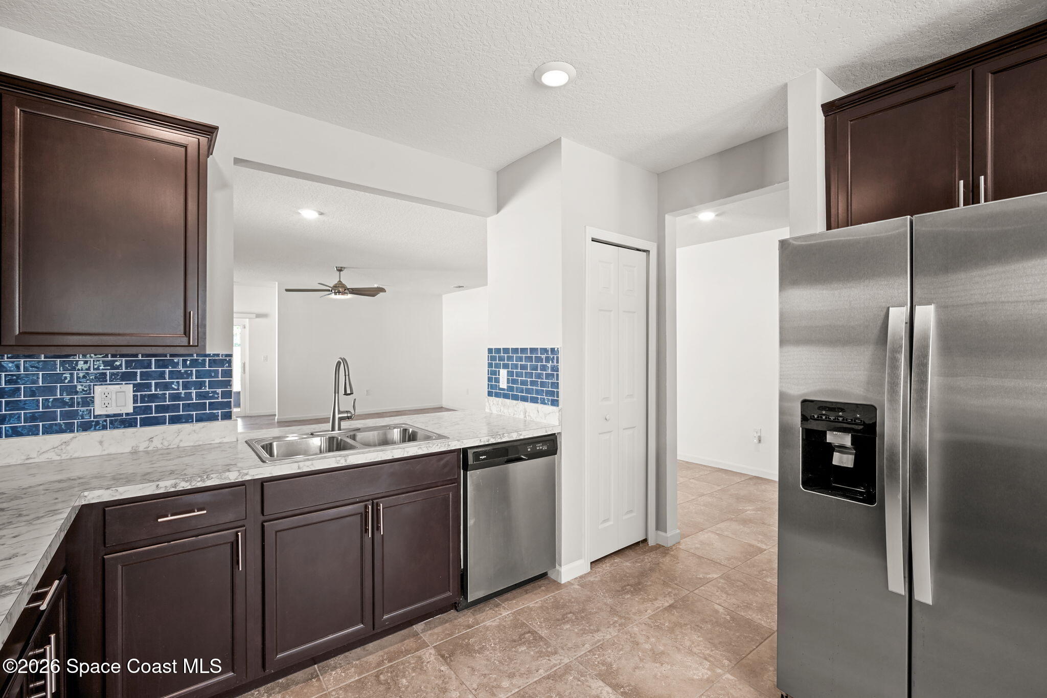 389 Guinevere Drive SW