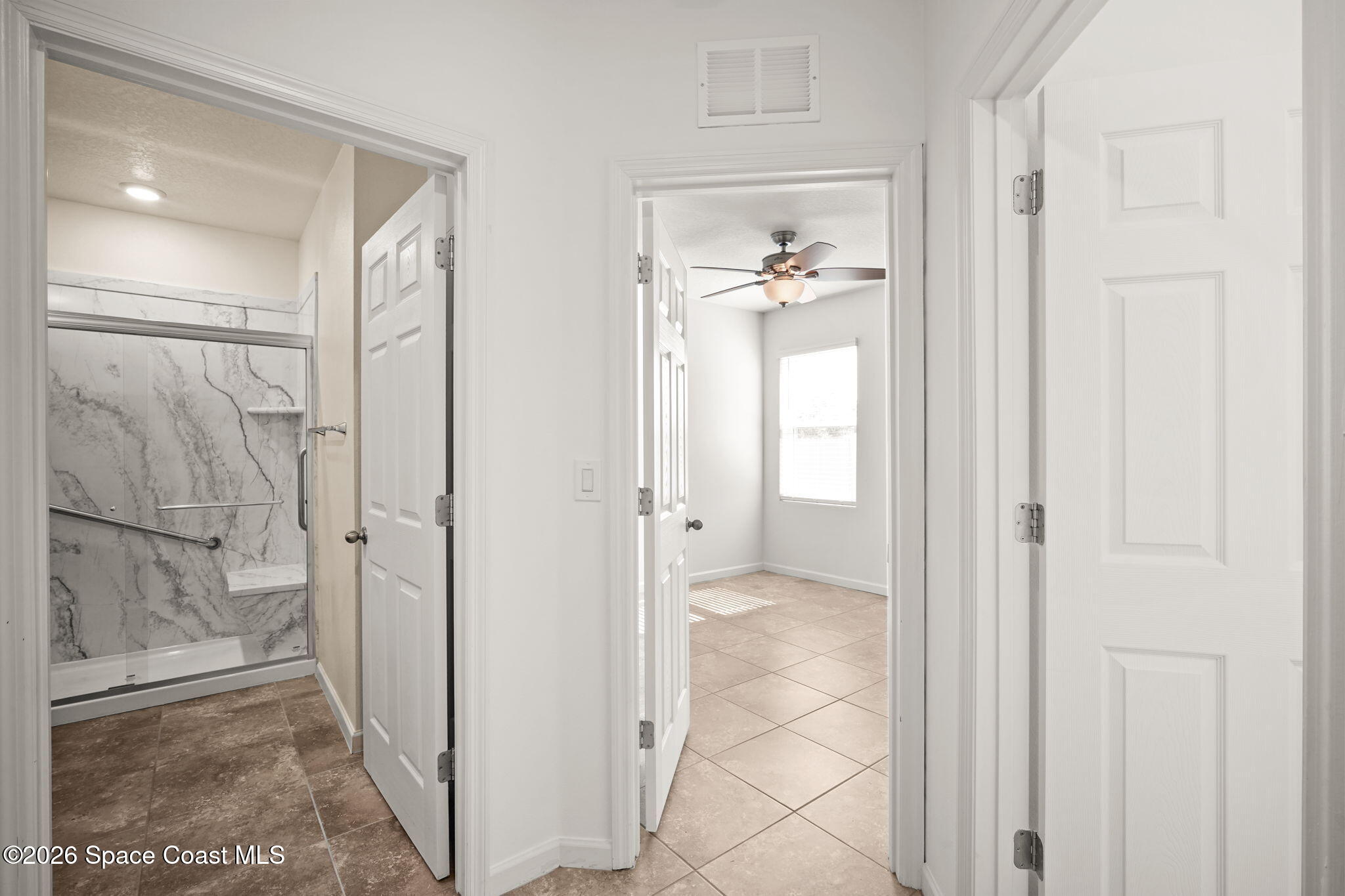 389 Guinevere Drive SW