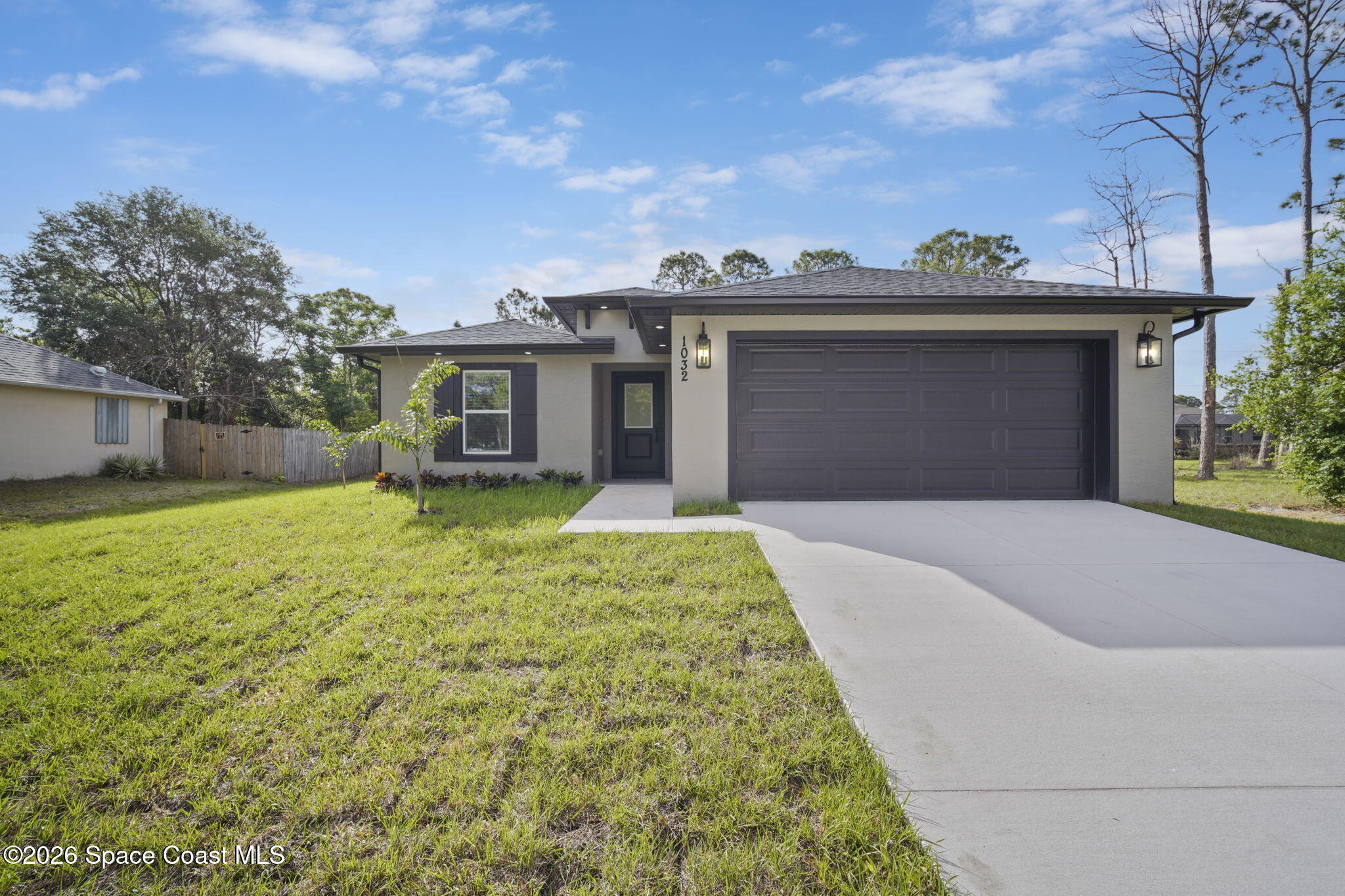 1032 Tevis Street SE