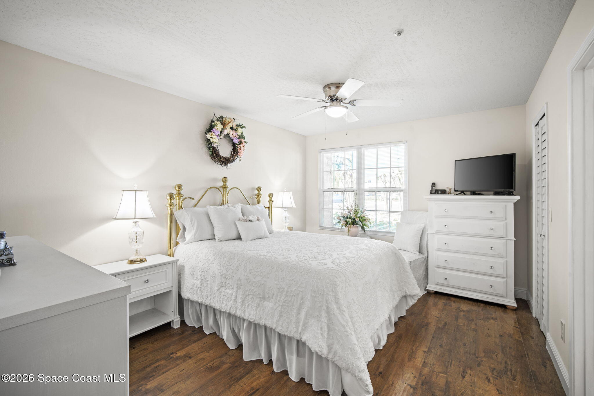 7667 N Wickham Road 302