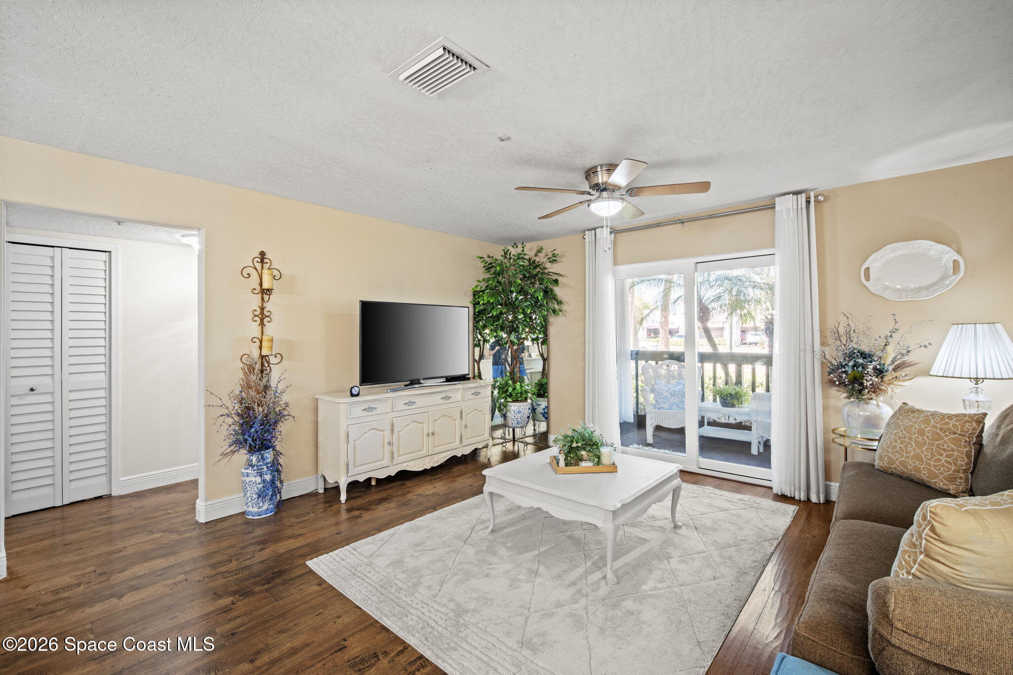 7667 N Wickham Road 302