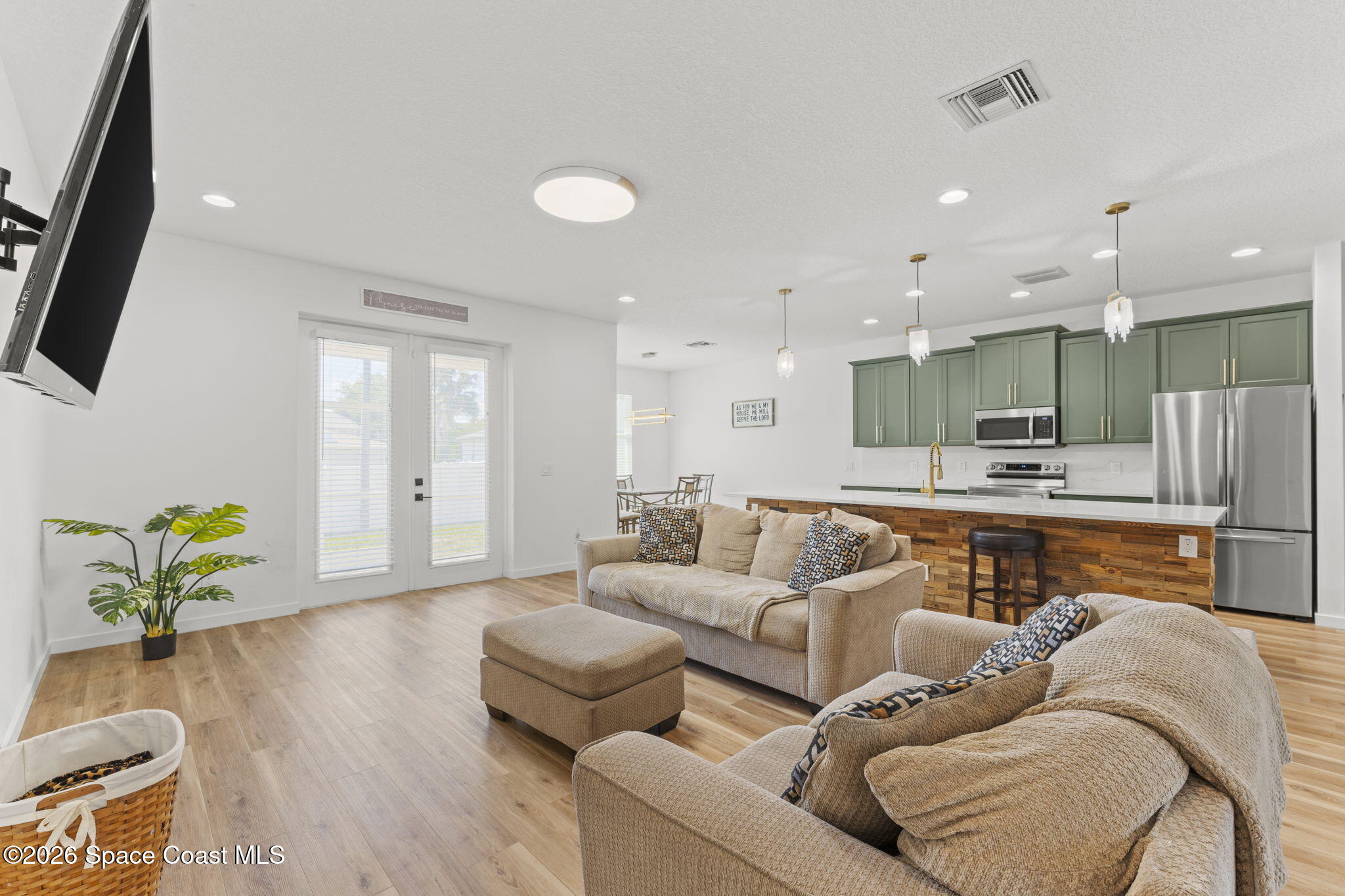 790 Haryestor Avenue SW