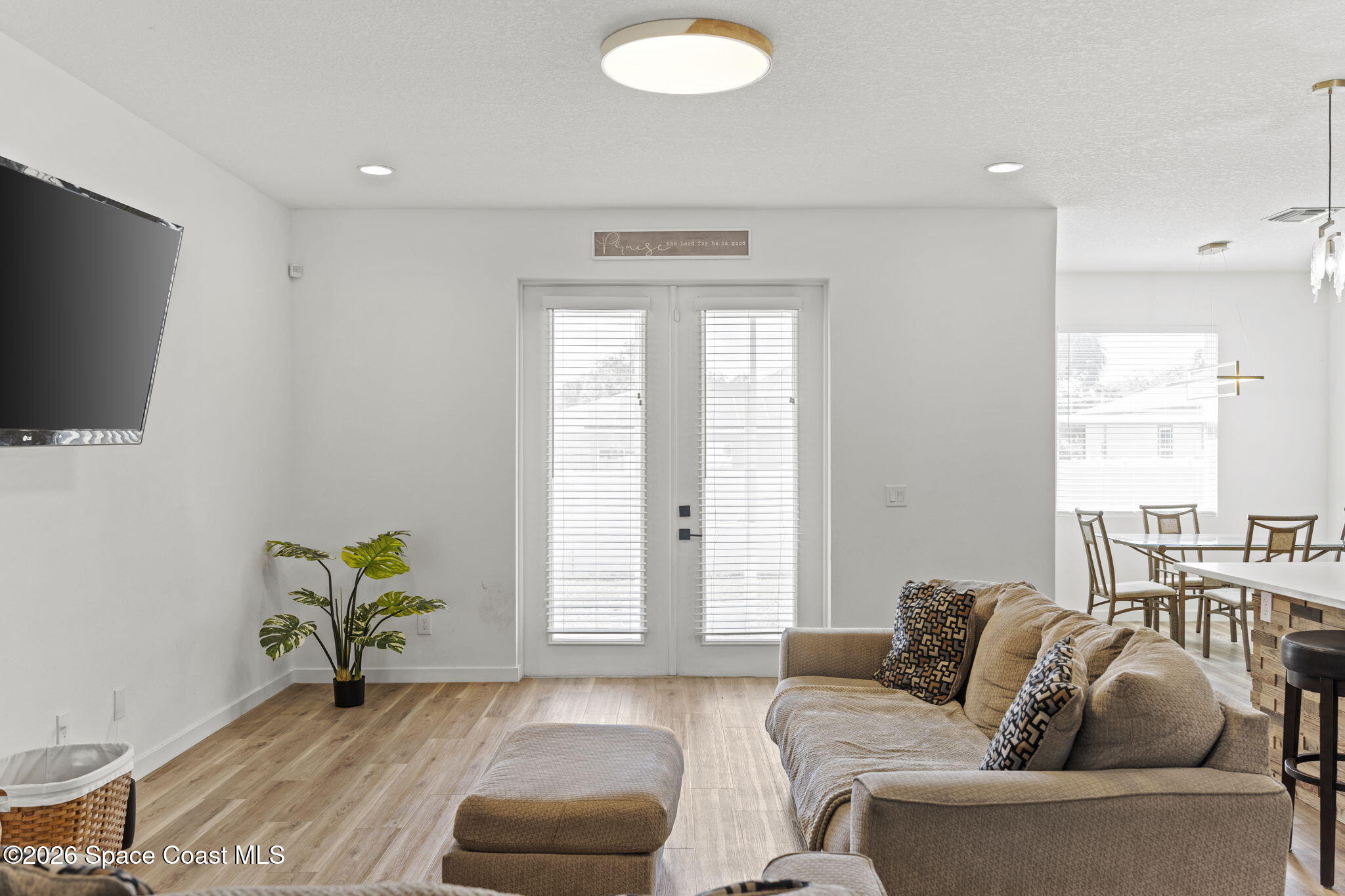 790 Haryestor Avenue SW