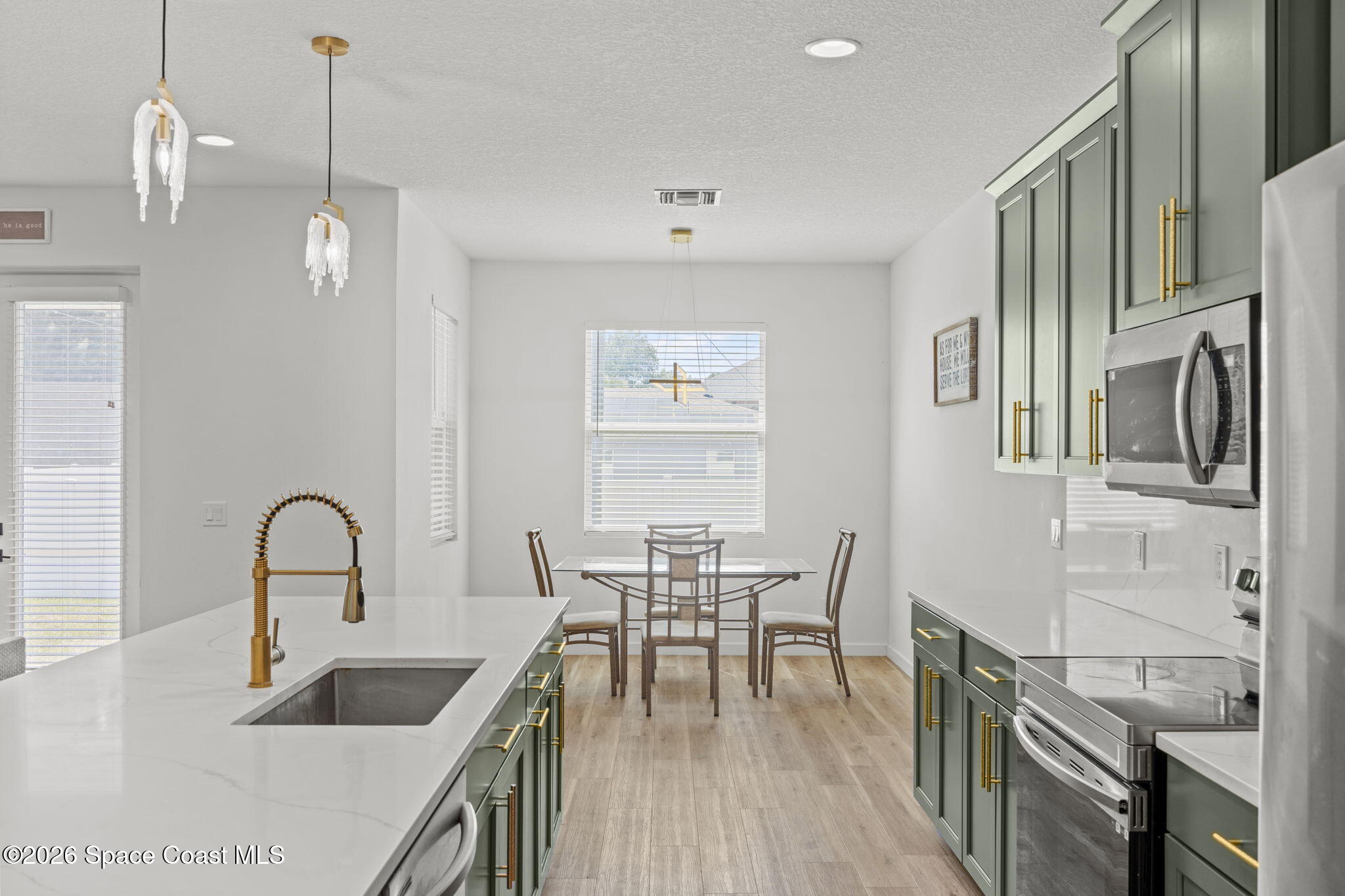 790 Haryestor Avenue SW