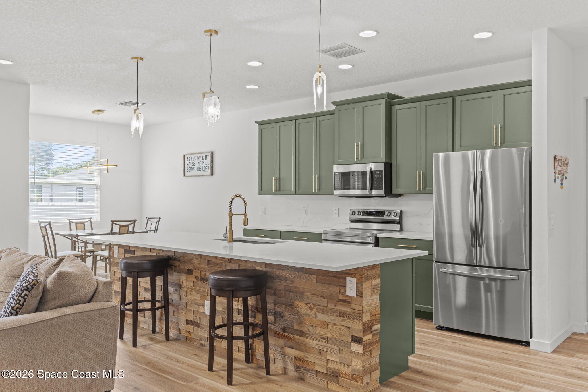 790 Haryestor Avenue SW