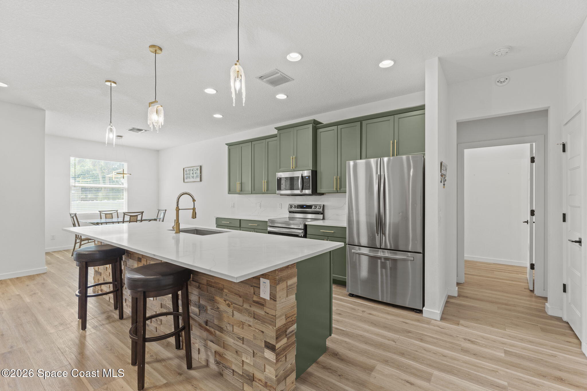 790 Haryestor Avenue SW