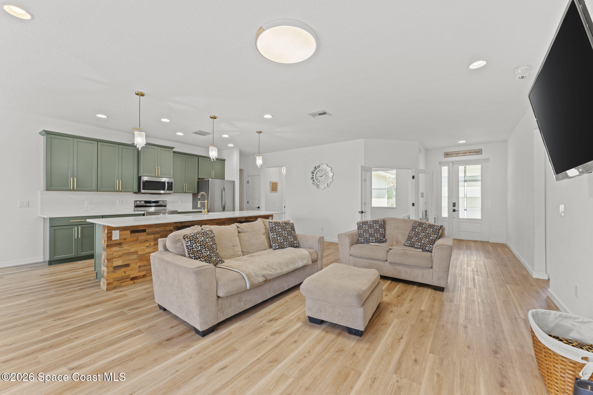 790 Haryestor Avenue SW