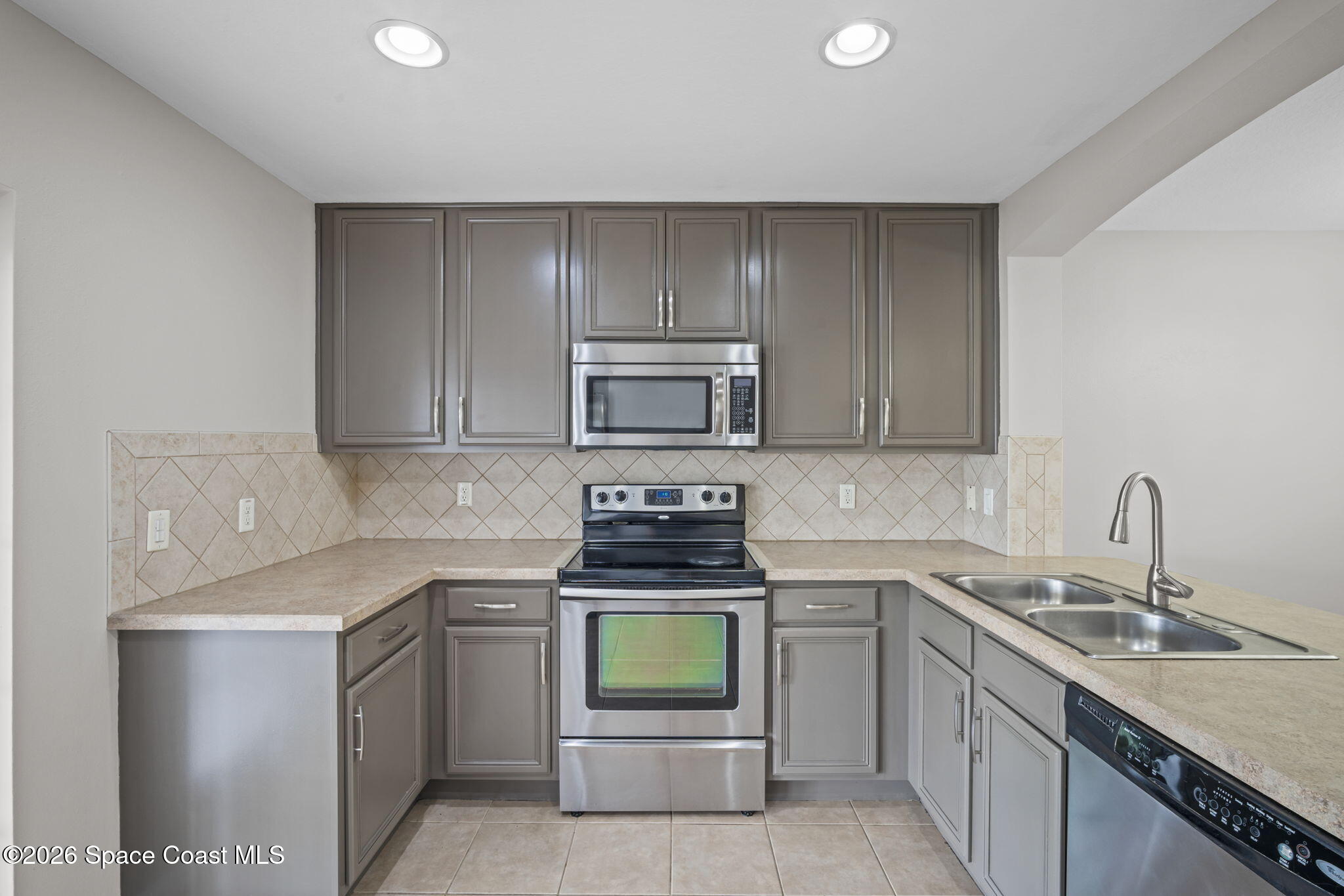 4550 Radiant Way 102