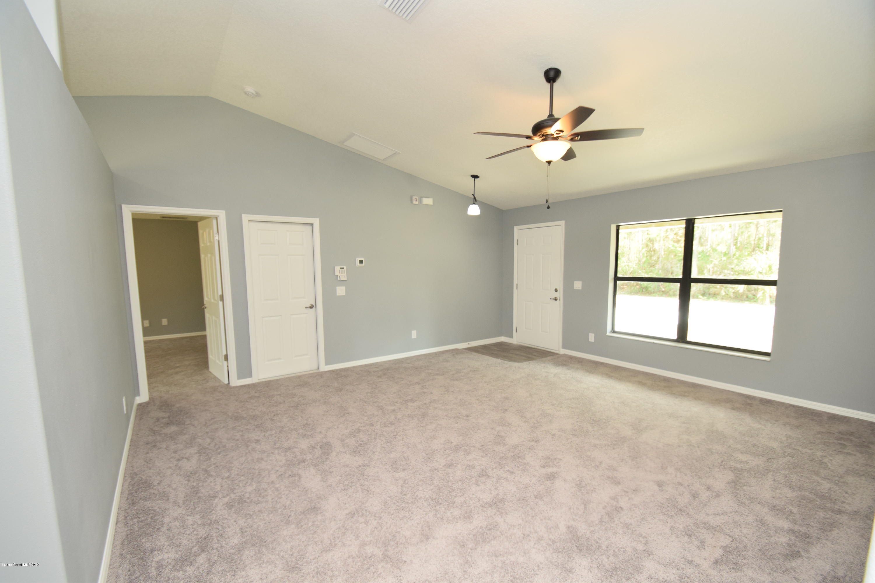 681 SE Tobias Street SE